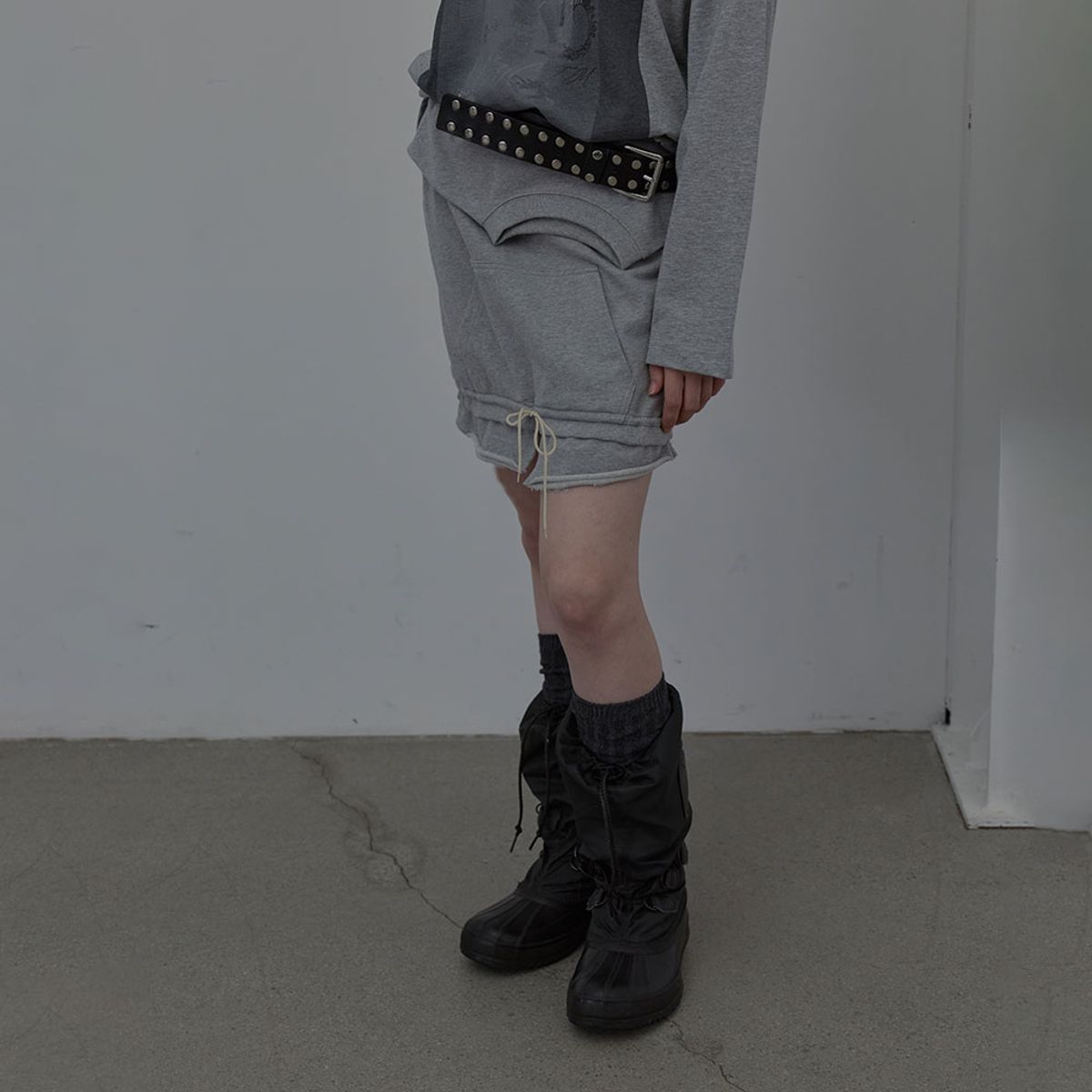 엘씨디씨티엠(LCDC™) NECK-LINE SWEAT SKIRT (MELANGE GREY)