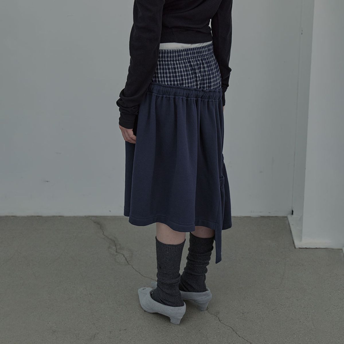 엘씨디씨티엠(LCDC™) CHECKMIX JERSEY SKIRT (NAVY)