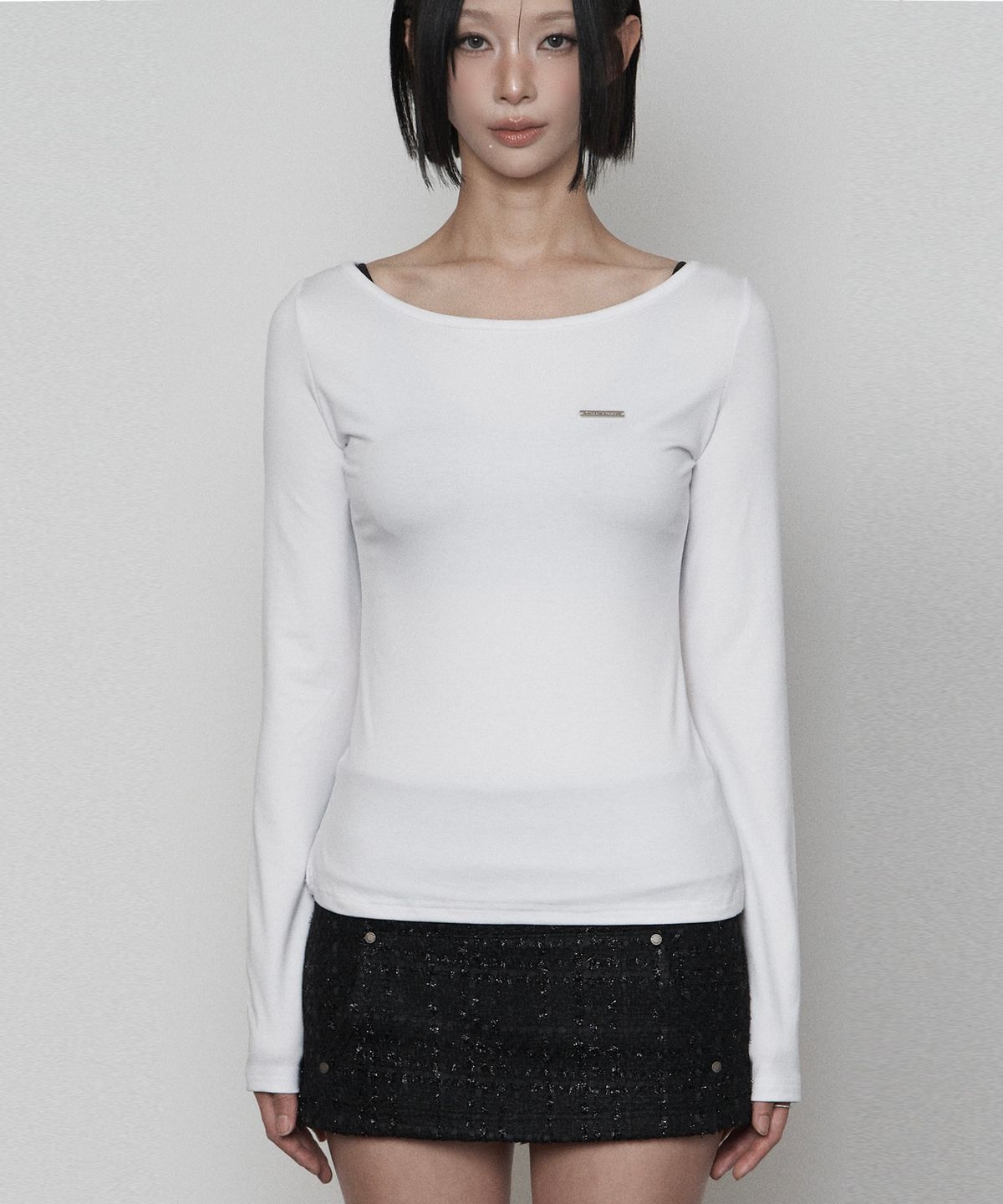 에트오소메(ETRE AU SOMMET) Back See-Through Print Long Sleeve (WHITE)