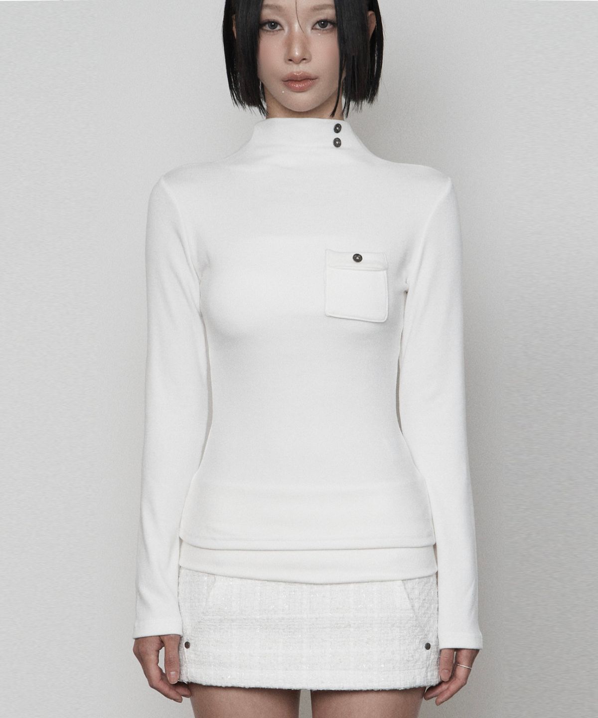 에트오소메(ETRE AU SOMMET) Pocket Half-turtleneck Button Long Sleeve (WHITE)