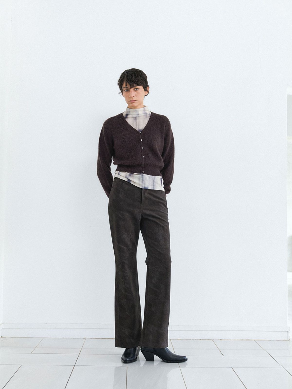 콥키노(KOBKINO) CLOUD LEATHER BOOTS CUT PANTS (BROWN)