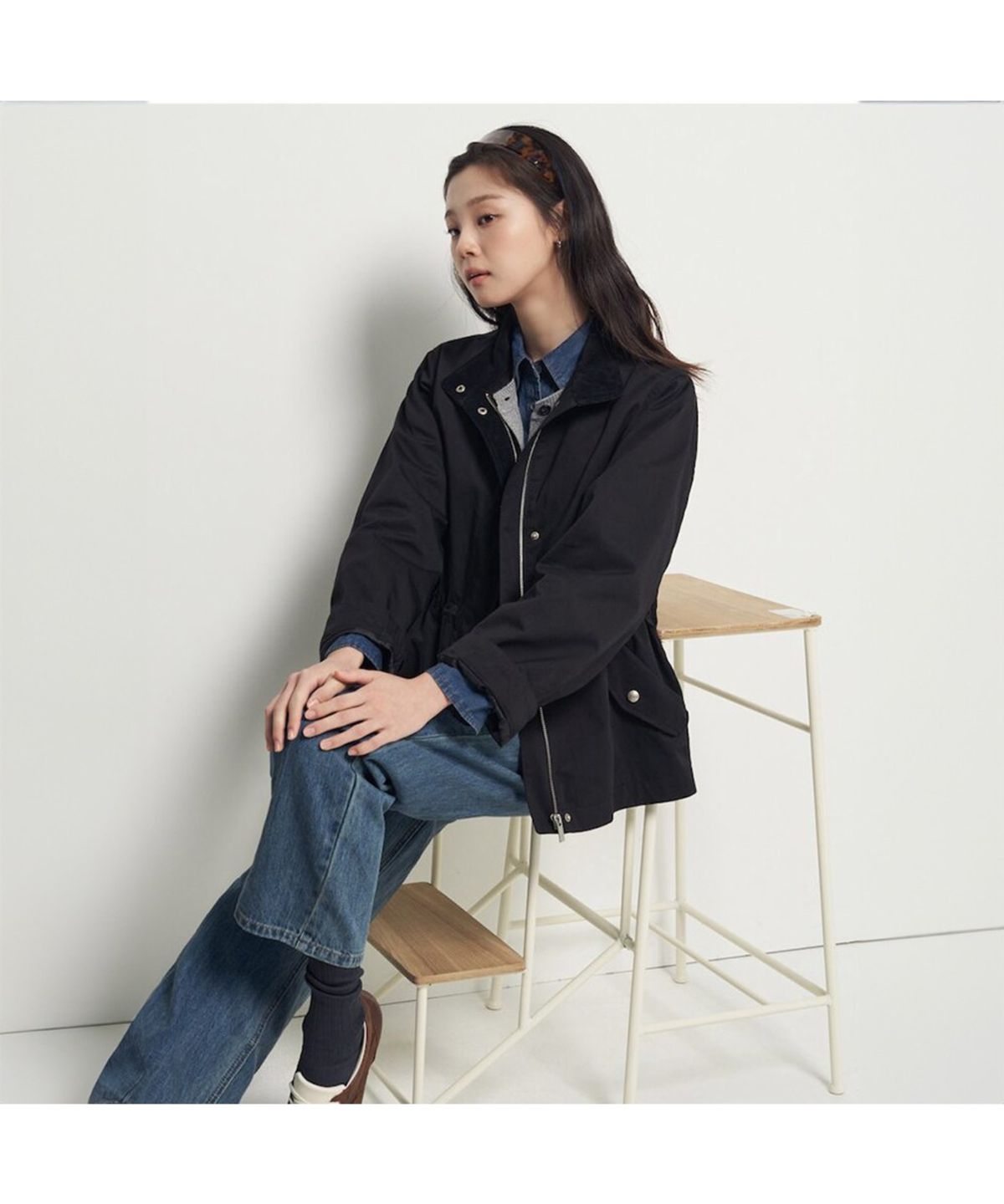 빈폴 레이디스(BEANPOLE LADIES) 반넥 사파리형 헌팅 점퍼  블랙 (BF5939C025)