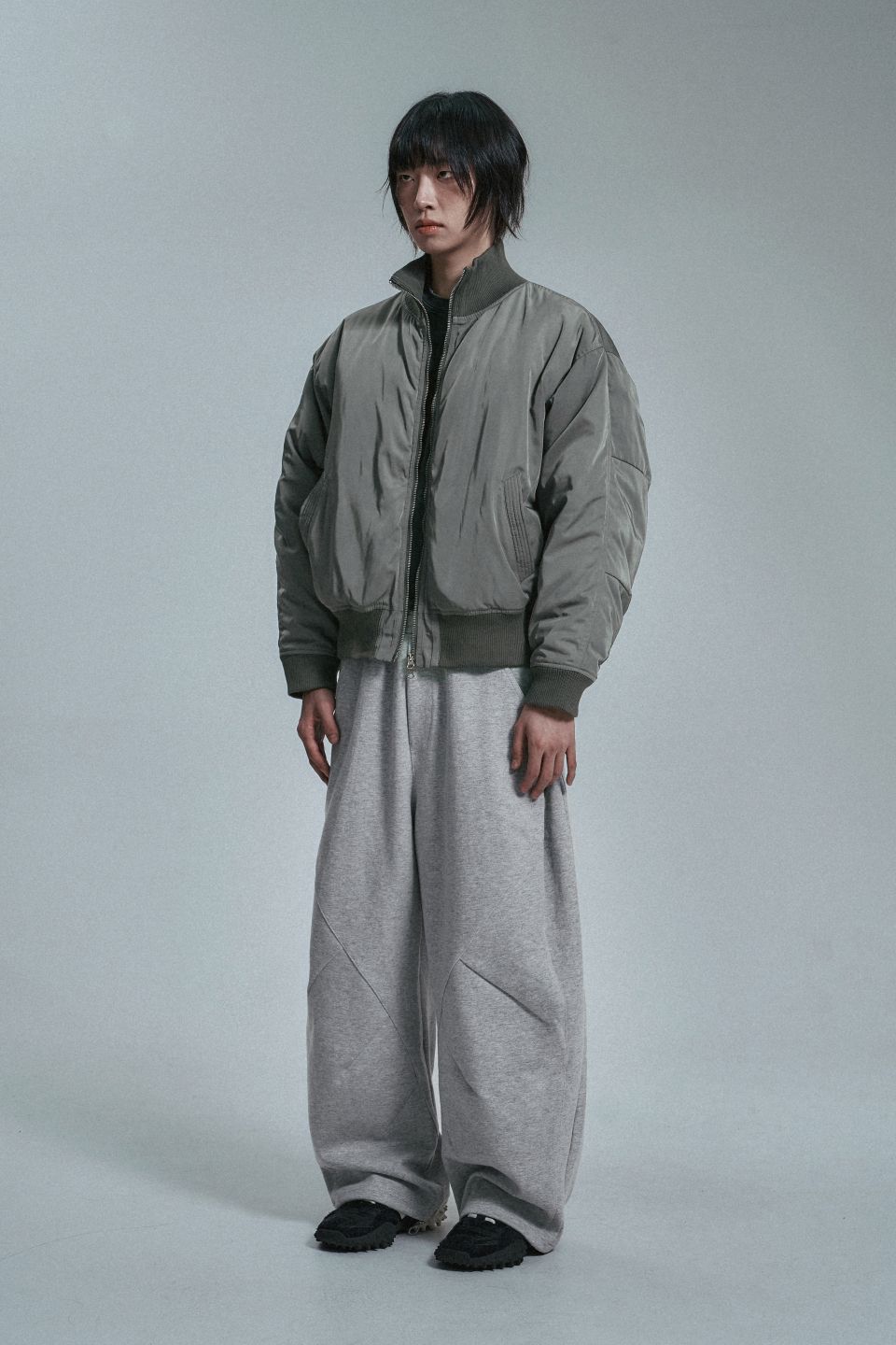 MOO ハイネッククロップボンバージャケット - ブラック　MUSINSA MUSINSA公式 | MOO ハイネッククロップボンバージャケット - グレー