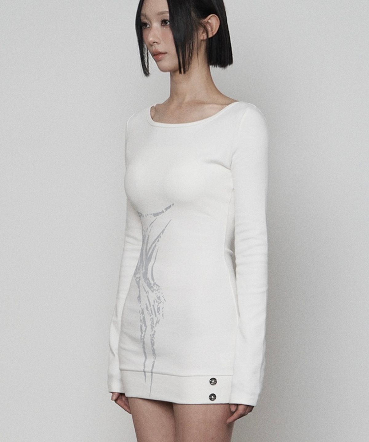 에트오소메(ETRE AU SOMMET) Bout neck Rib Button Side Print One-piece (WHITE)