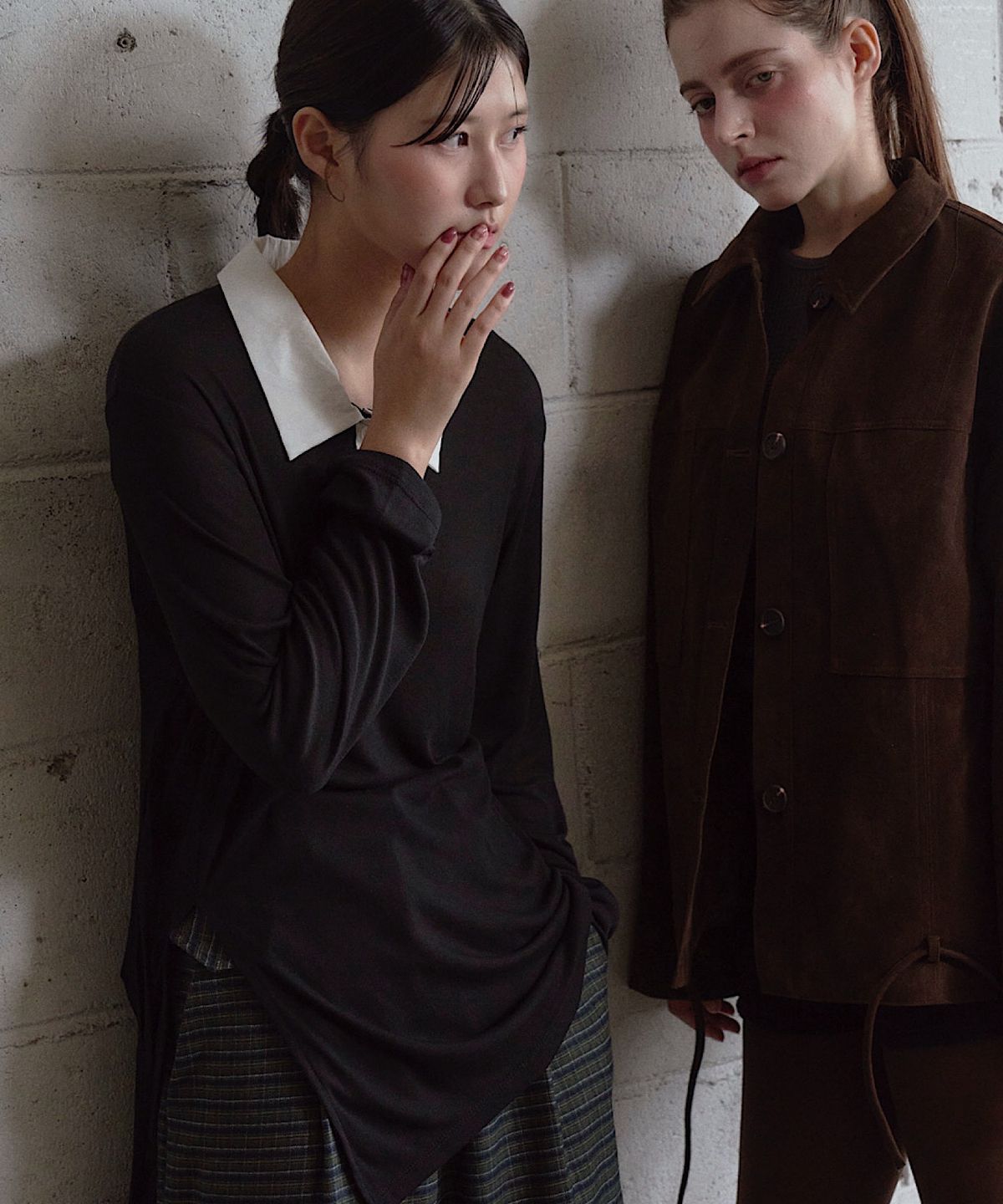 아포엠(APOEM) MATTE COLLAR LONG SLEEVE (2C)