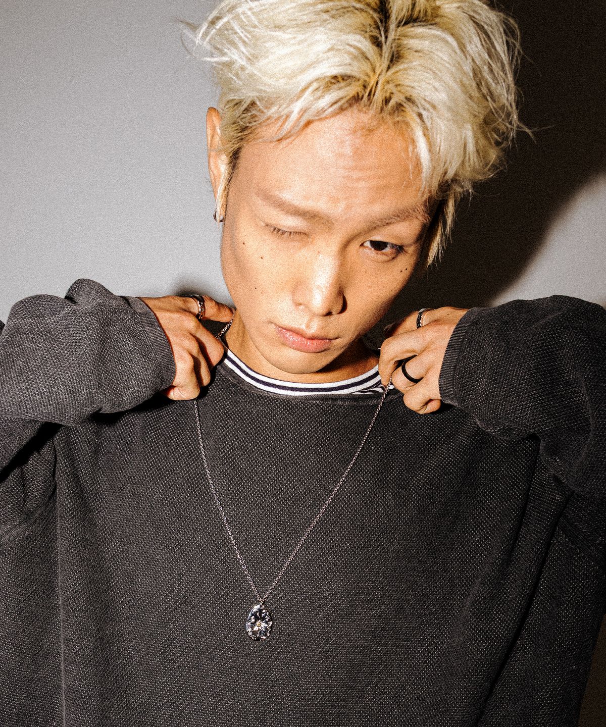 스칼렛또블랙(SCALETTOBLACK) URM008 Big Star pendant Necklace