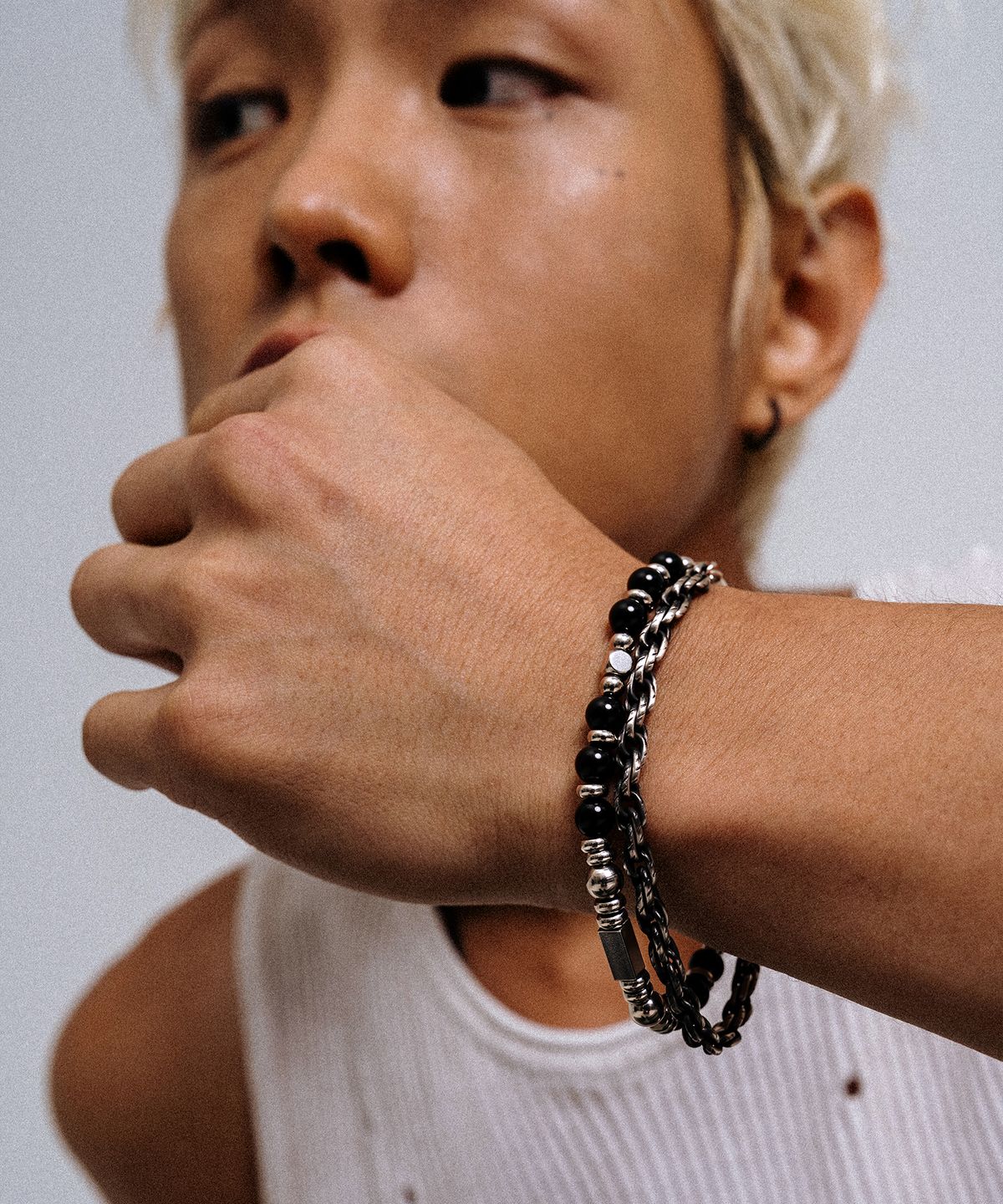 스칼렛또블랙(SCALETTOBLACK) URM014 Layered Chain & Stone Bracelet
