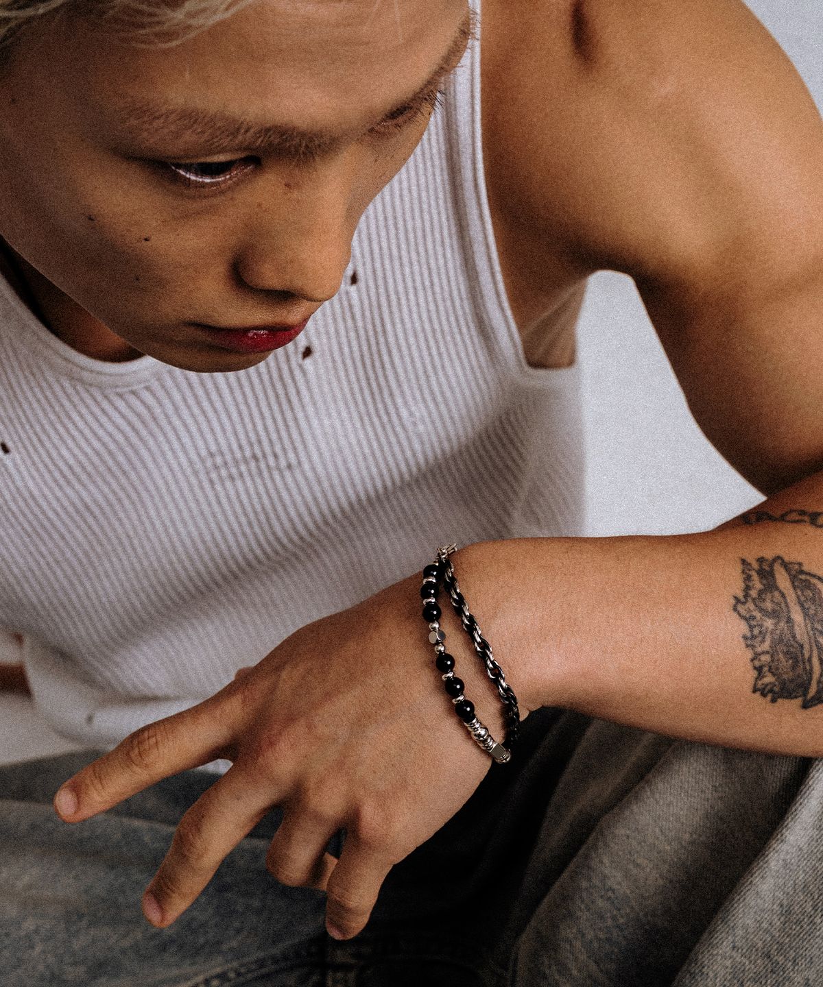 스칼렛또블랙(SCALETTOBLACK) URM014 Layered Chain & Stone Bracelet