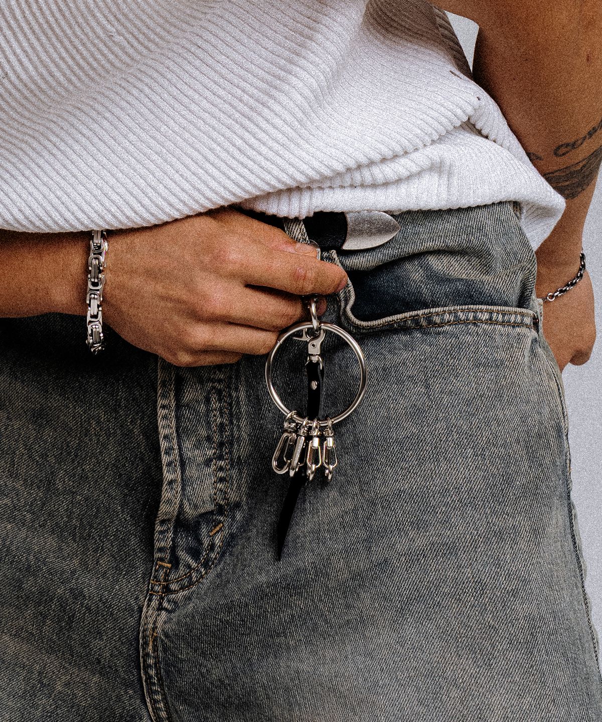 스칼렛또블랙(SCALETTOBLACK) URM015 Big Circle Leather Key ring
