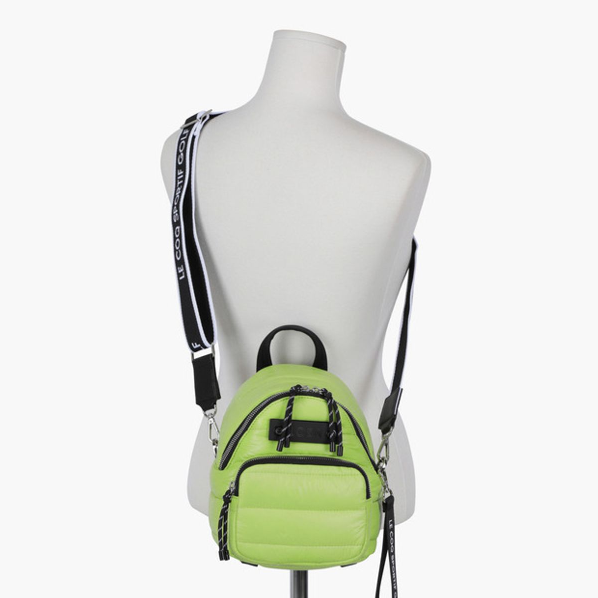 르꼬끄 골프(LECOQ GOLF) 여성 패딩 미니 크로스백 _LIME GQ422LBGO1