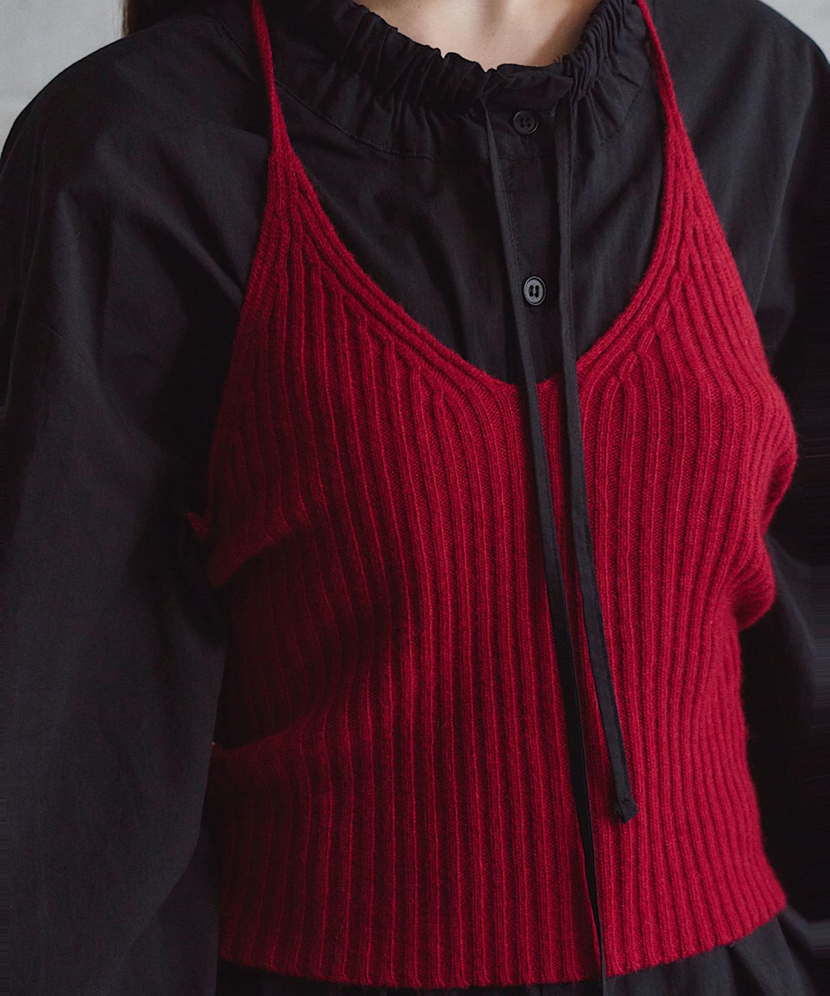 아포엠(APOEM) RIBBED KNIT BUSTIER (3C)