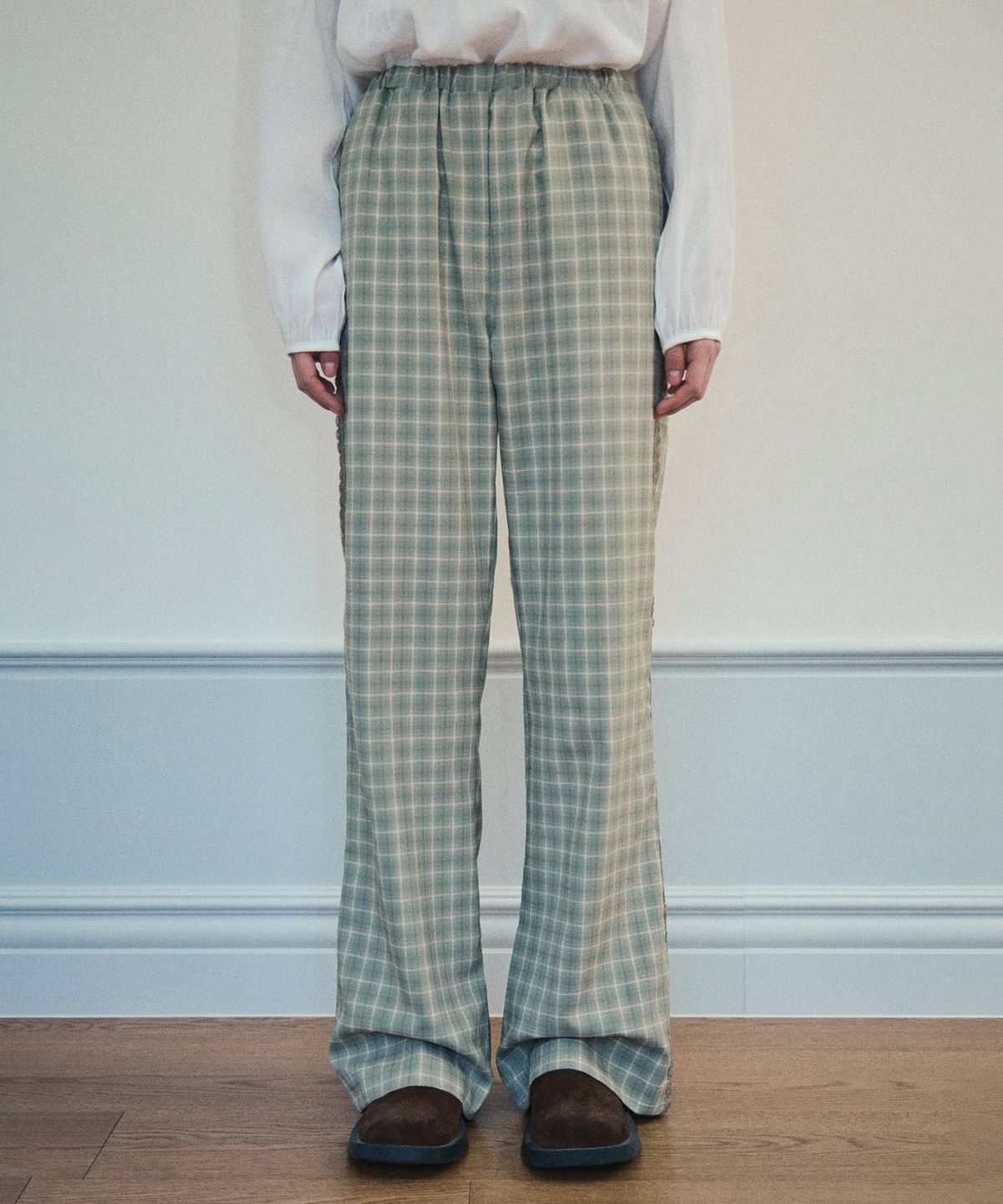 아우어노스텔지아(OURNOSTALGIA) Check Lace track pants_Green(OC25-PT02)