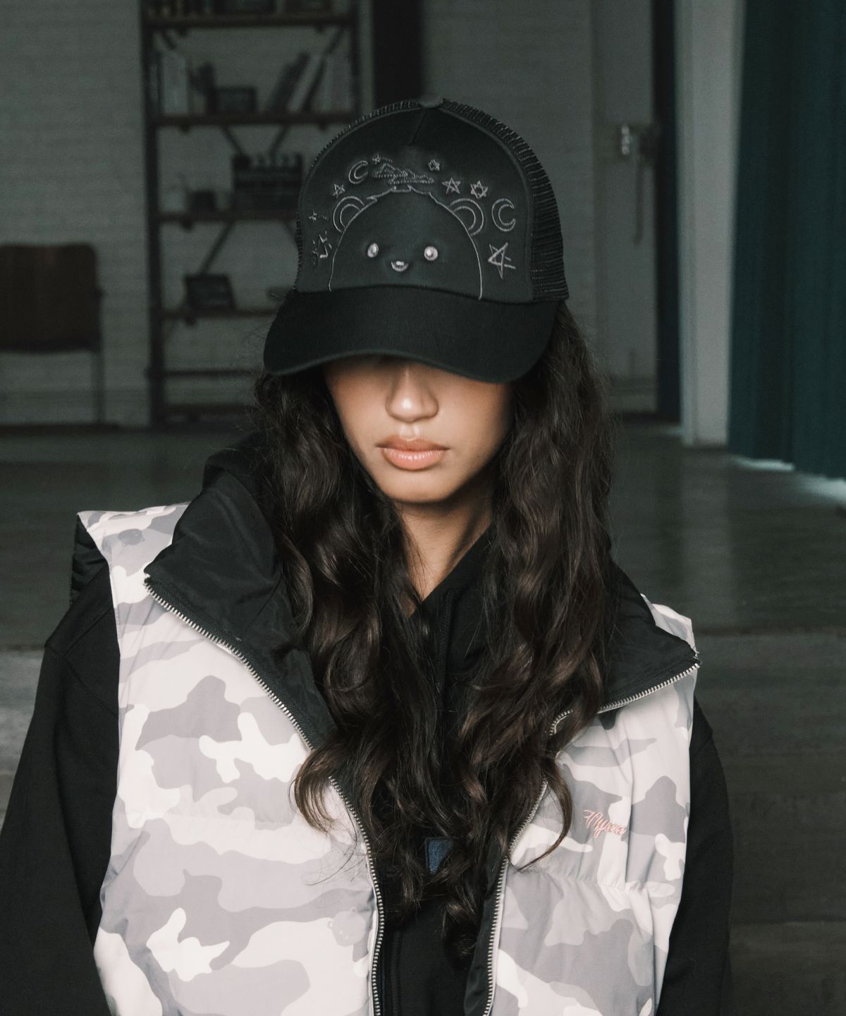 엔와이엑스엑스(NYXX) DALGOMM TRUCKER CAP BLACK