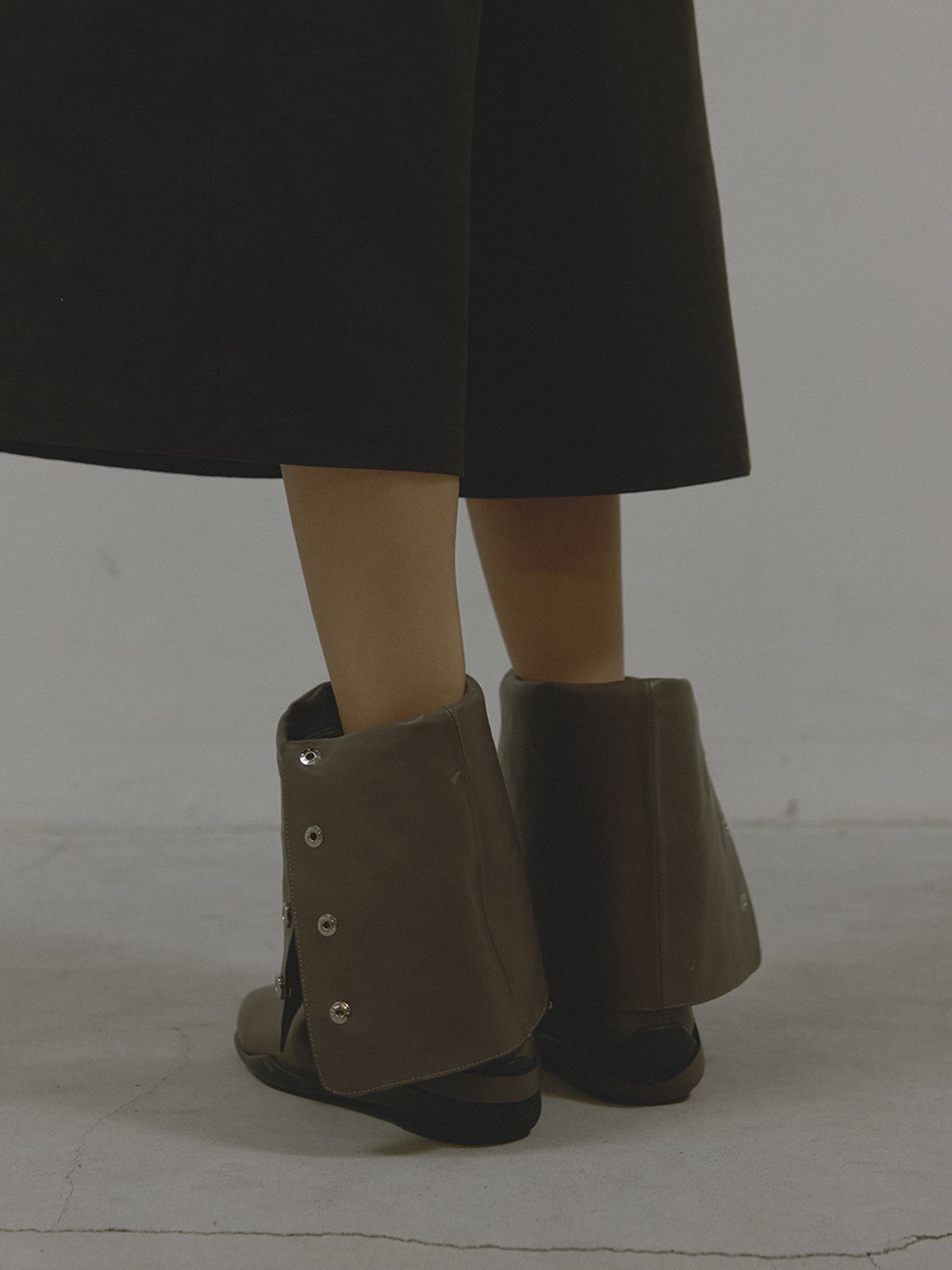 아수라(ASURA) FOLD-OVER LEATHER BOOTS (BROWN)
