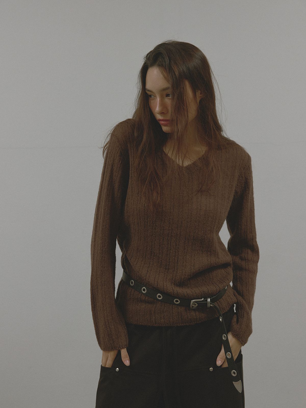 아수라(ASURA) V-NECK GOLGI KNIT (BROWN)