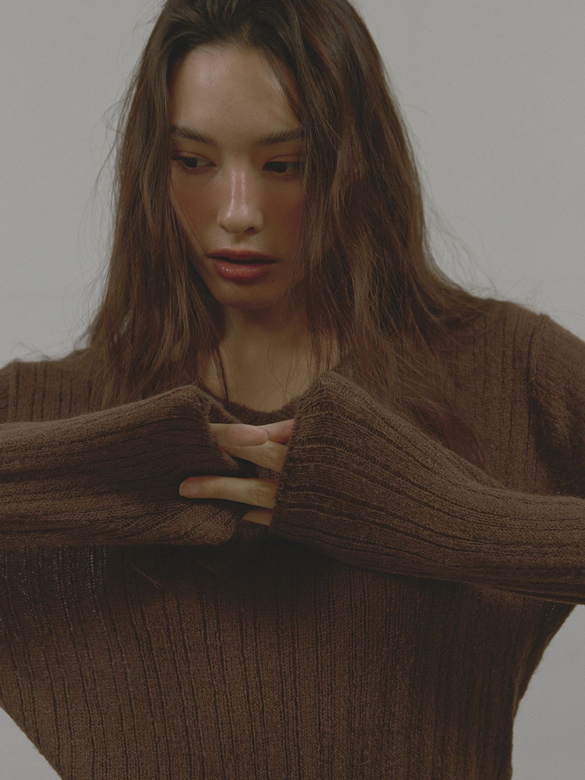 아수라(ASURA) V-NECK GOLGI KNIT (BROWN)