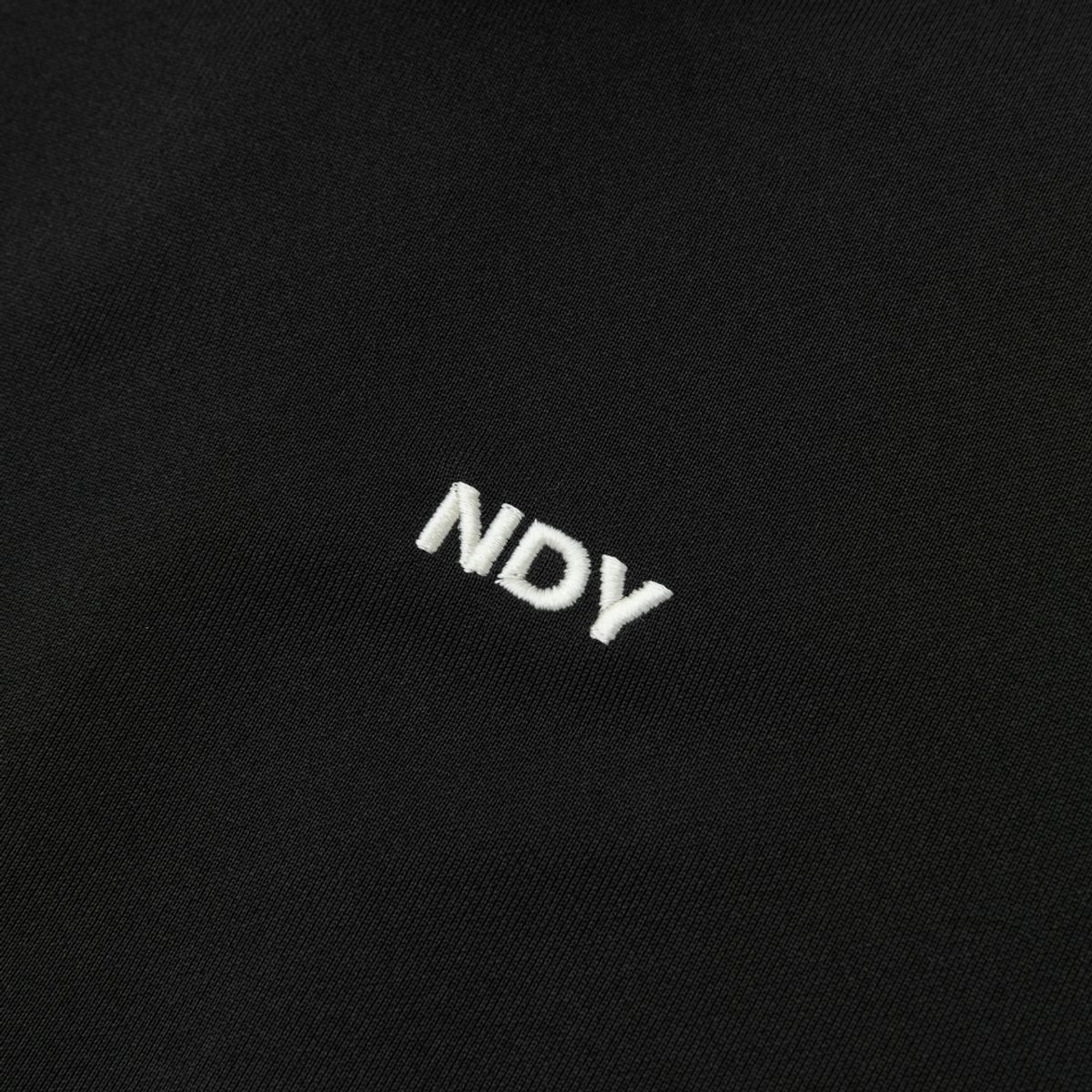 엔디와이(NDY) NY 미니멀 트랙 탑 블랙