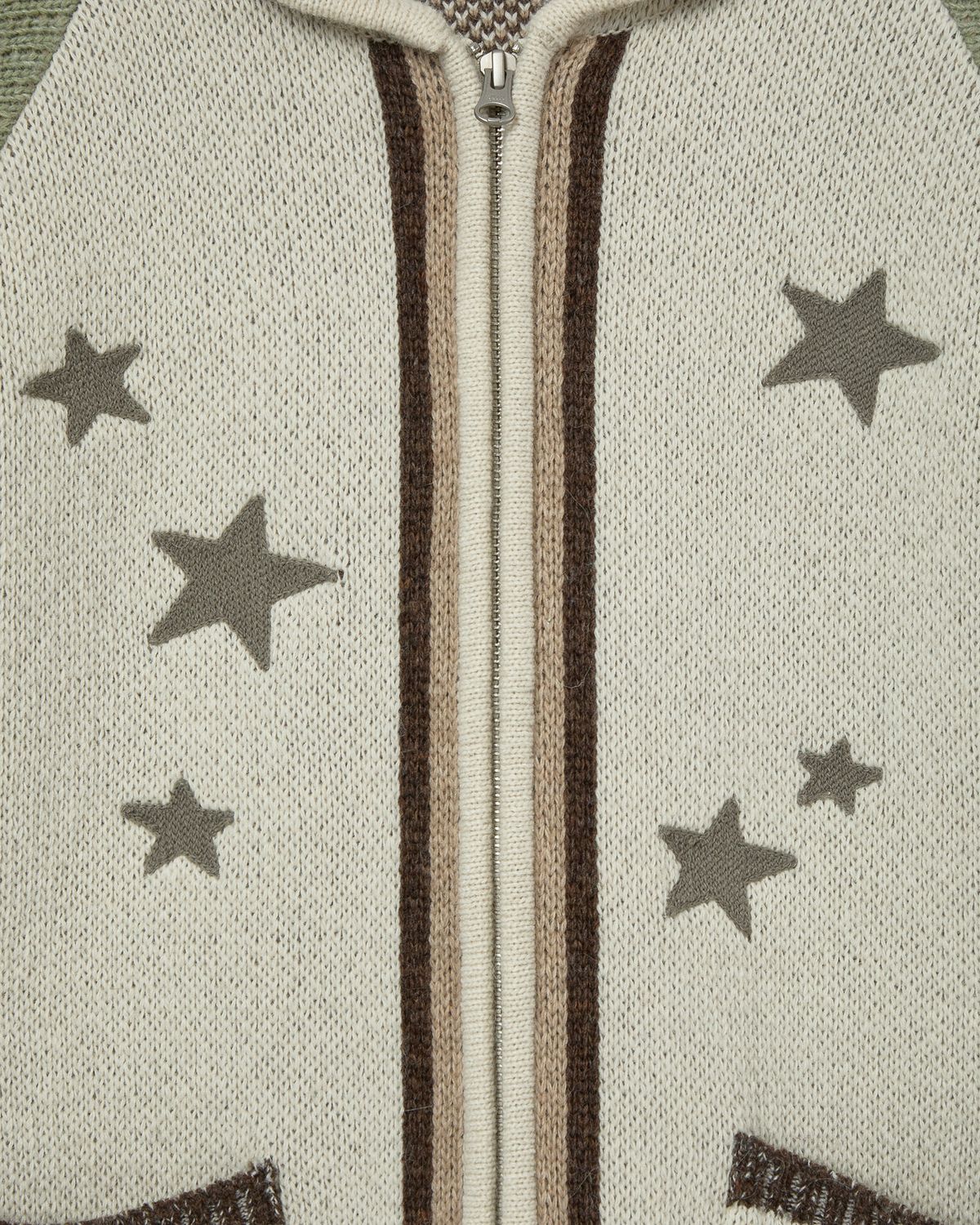 에이이에이이(AEAE) STAR JACQUARD COWICHAN [KHAKI]