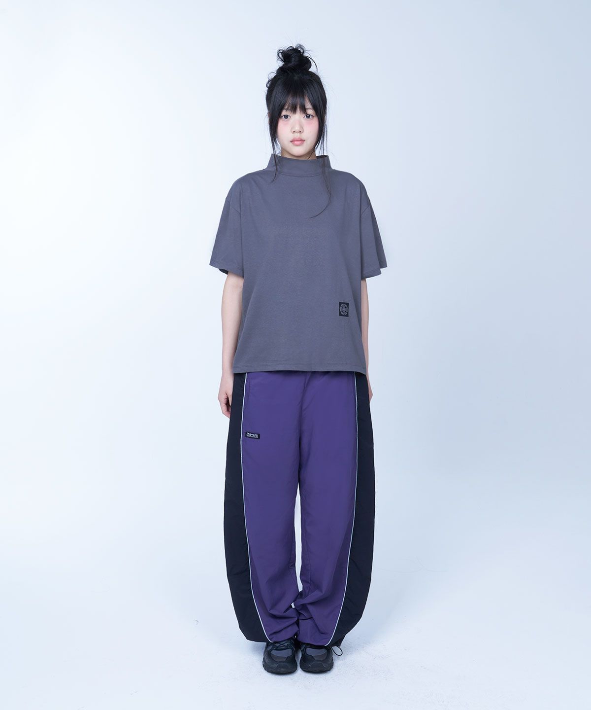 라이라이(LYELYE) Side piping nylon pants (violet)
