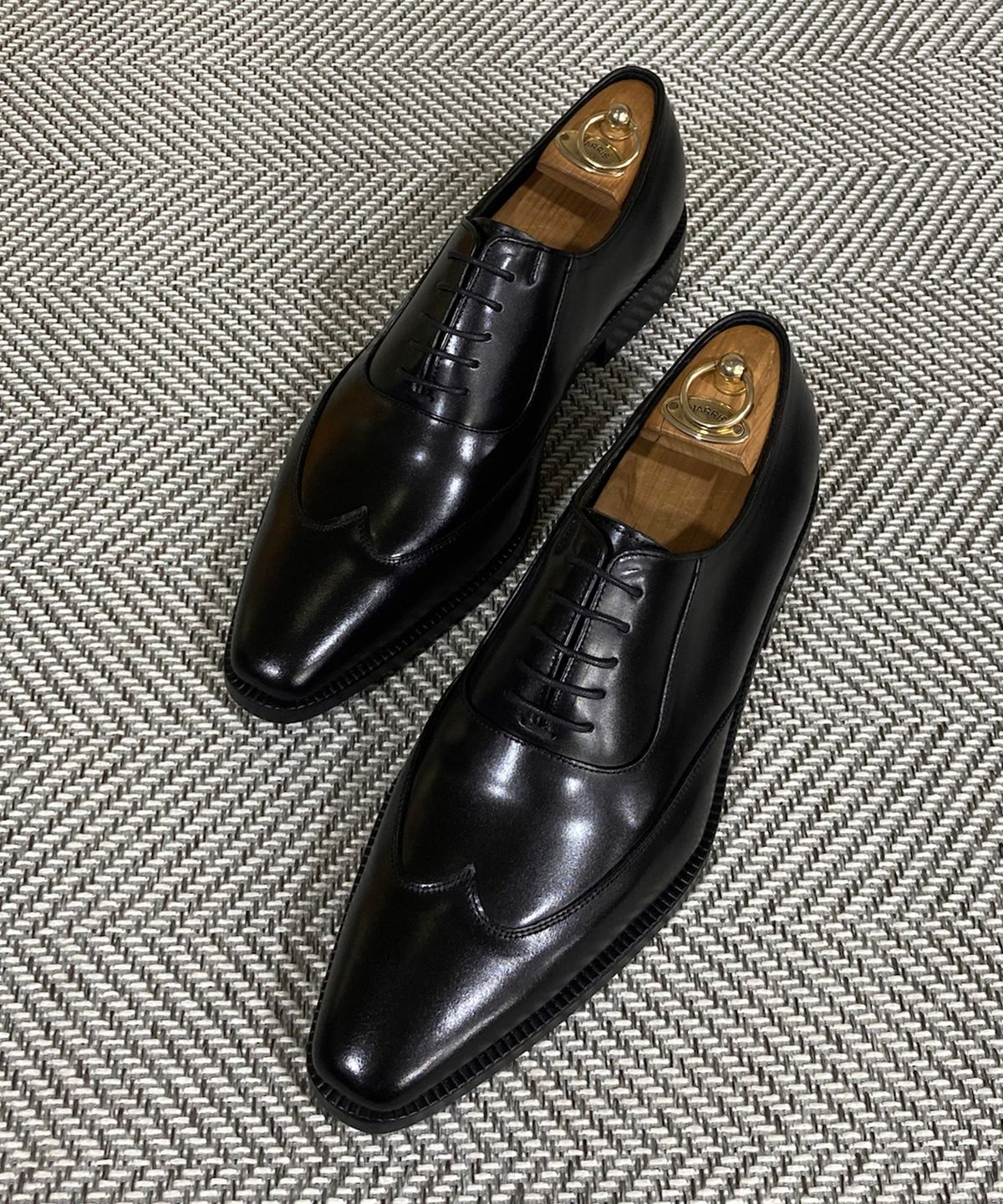 조앤슈(JOENSHOE) 디그니티 이태리 윙팁 옥스퍼드 블랙fg