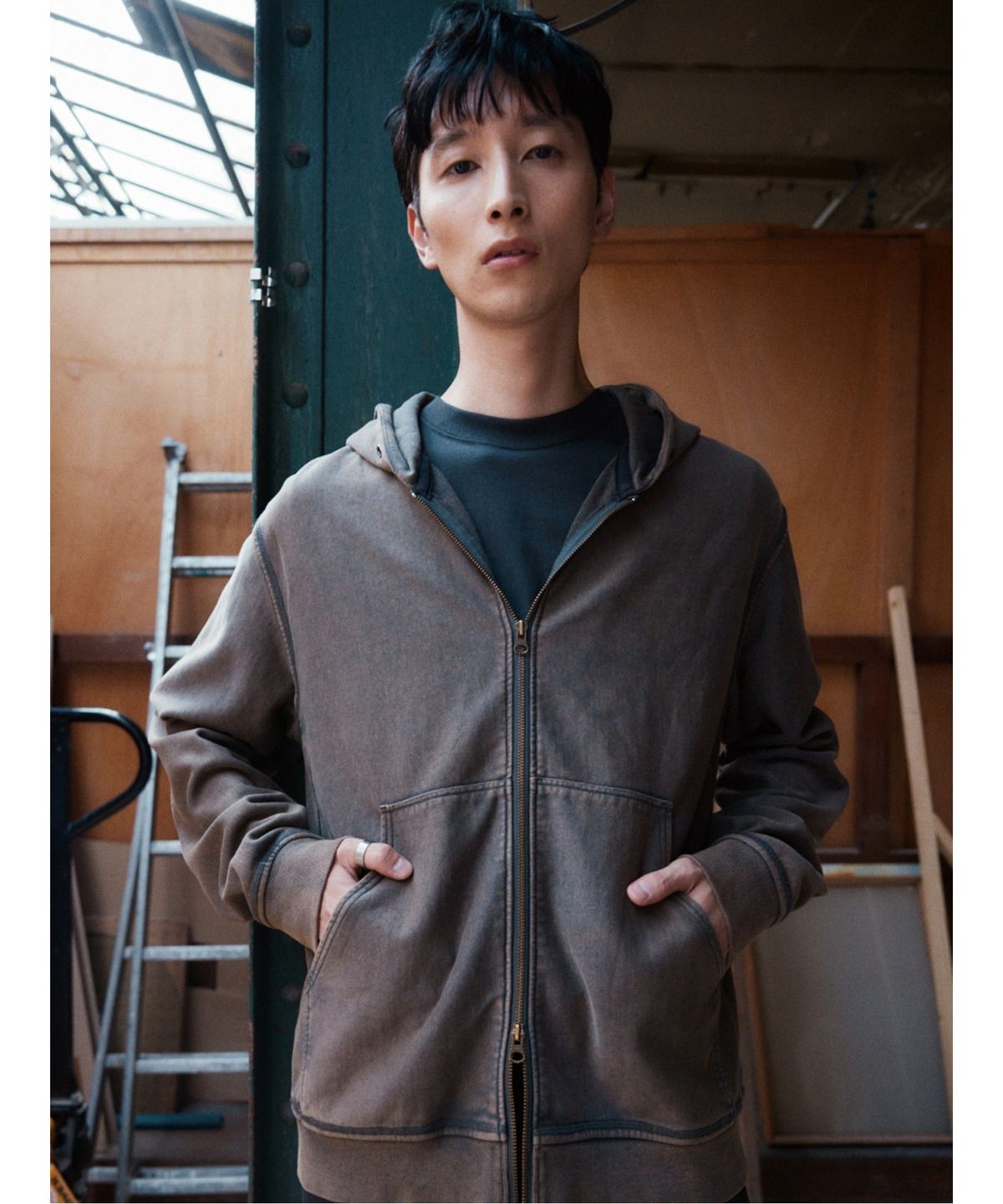 시프트지(SHIFT.G) Washed Color Hoodie Zip Up  Brown