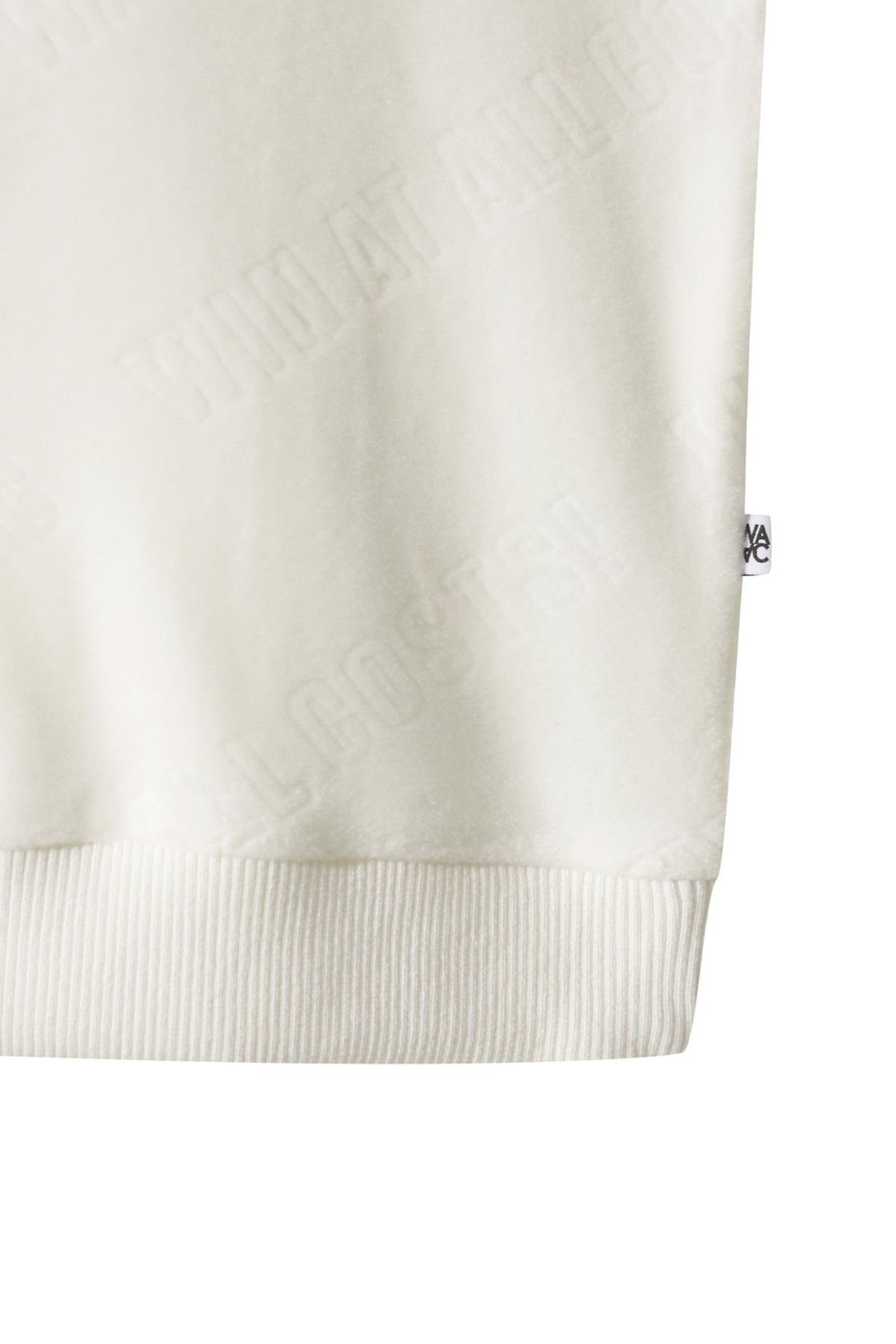 왁(WAAC) Men Embossed WAAC Logo Fleece Pullover WMTBW25707IVX