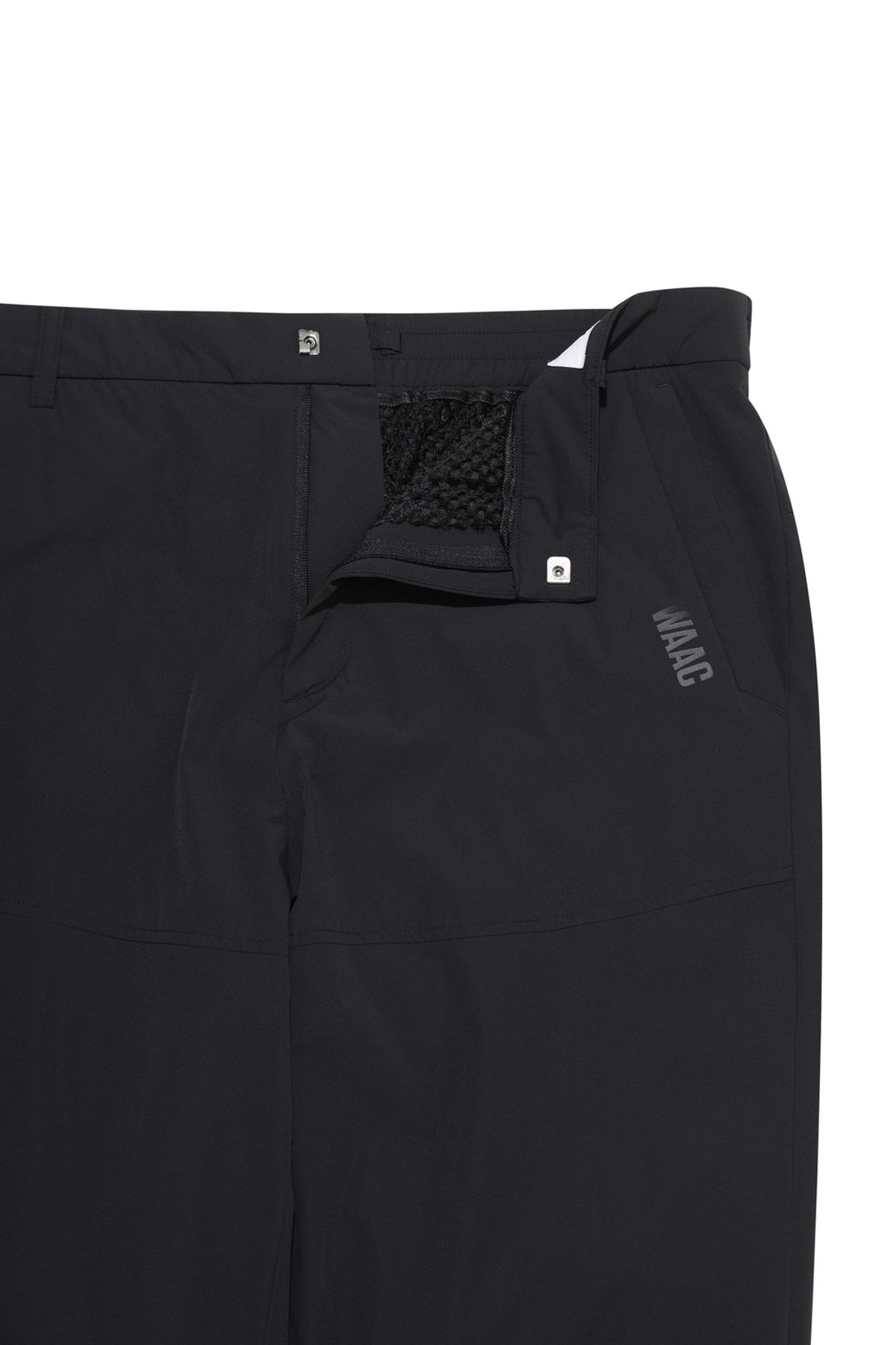 왁(WAAC) Men Brushed Mesh Tapered Hybrid Jogger Pants WMPNW25707BKX