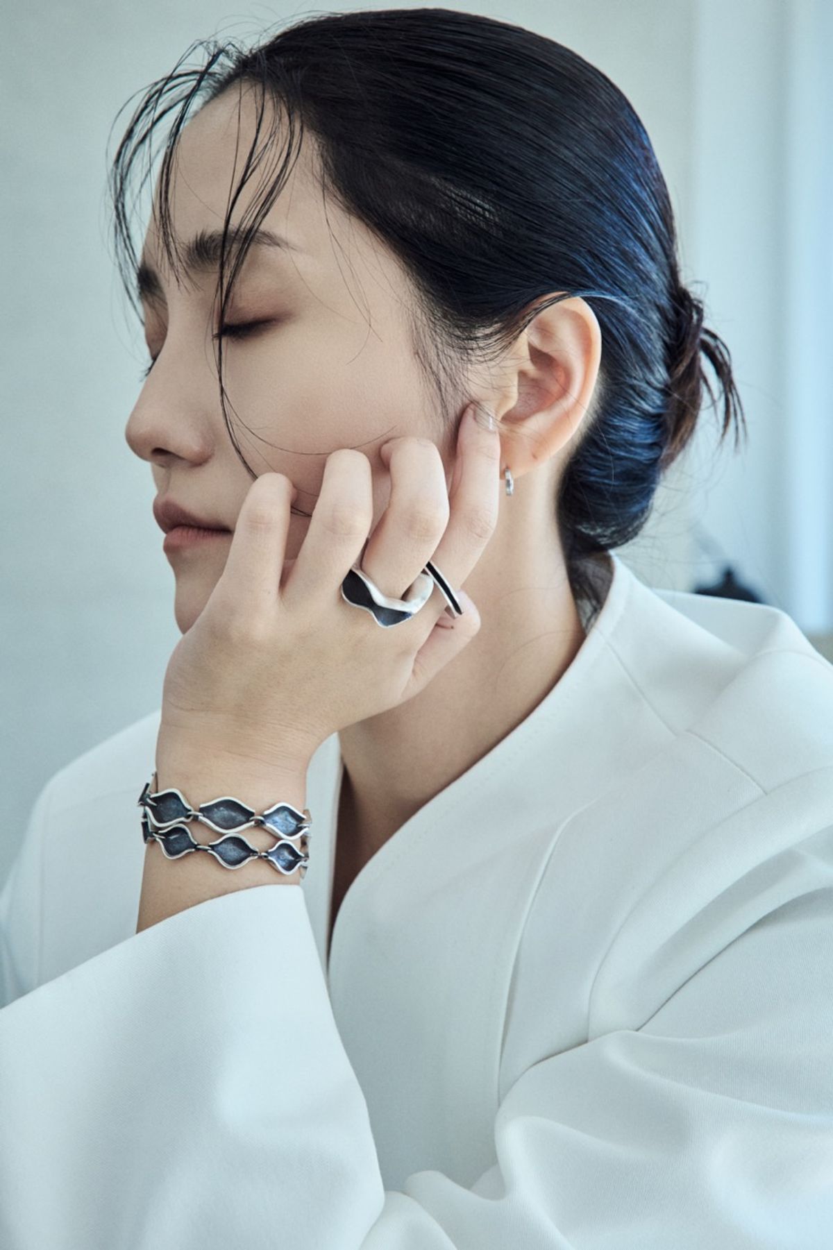 오버더라인(OVER THE LINE) P.O.C Lens Bracelet