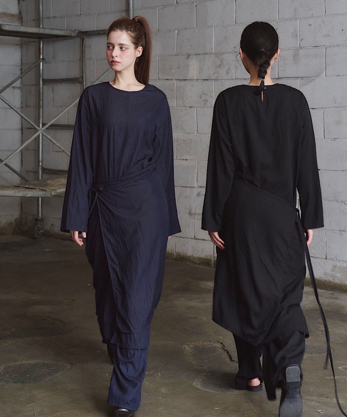 아포엠(APOEM) NOIE WRAP SET DRESS (2C)