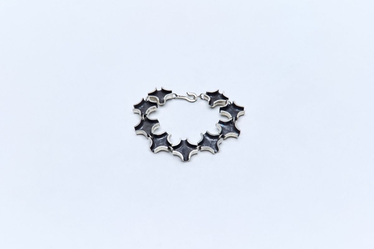 오버더라인(OVER THE LINE) P.O.C Focal Bracelet