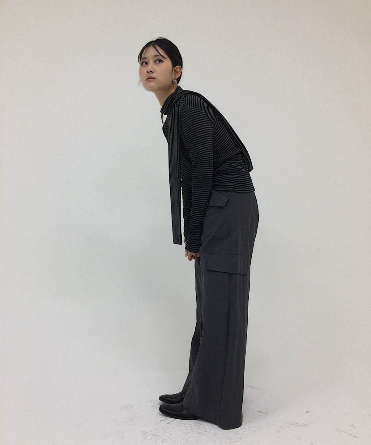 아포엠(APOEM) Scarf Neck Longsleeve (2C)