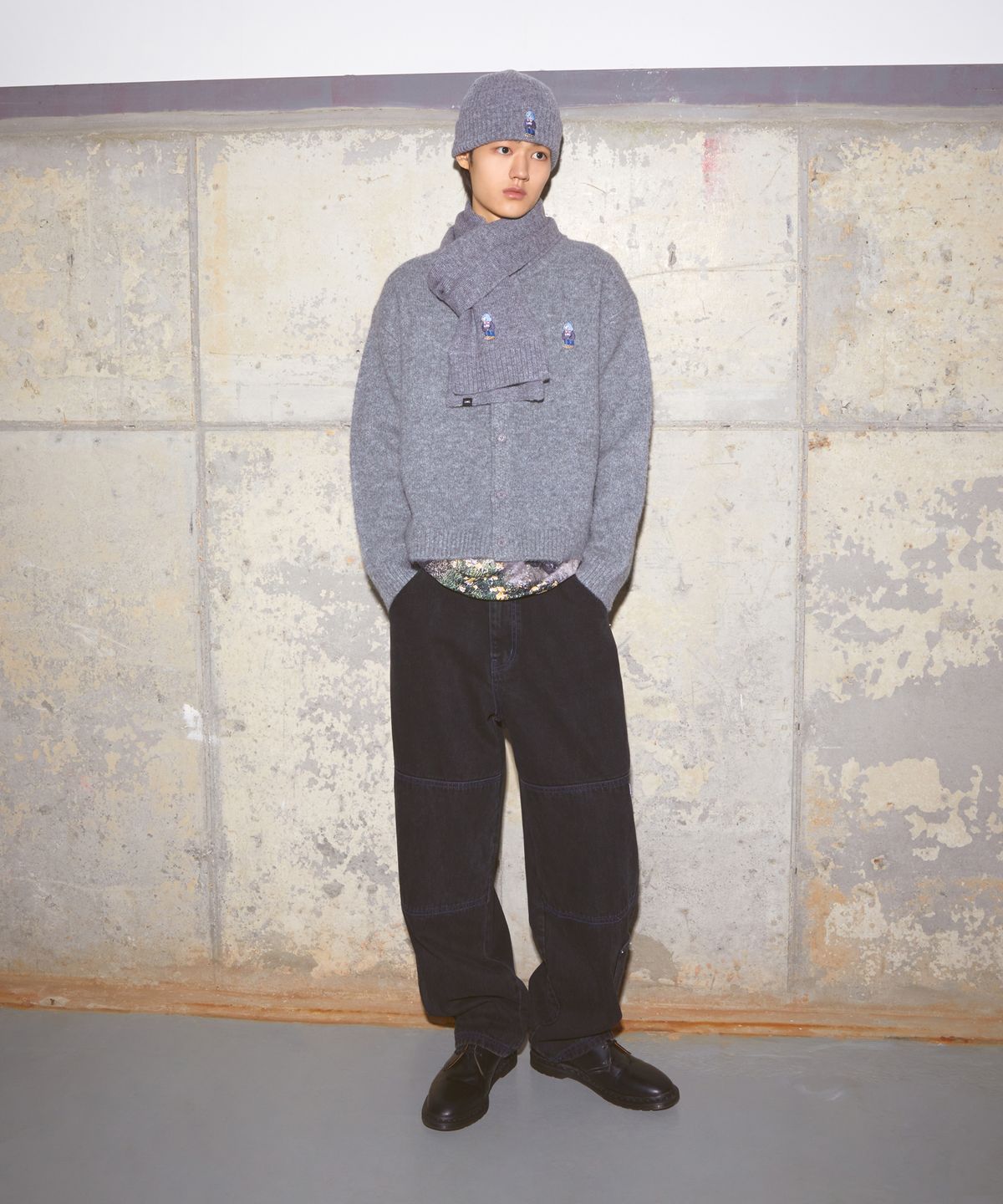 엘엠씨(LMC) EMB BEAR KNIT MUFFLER black