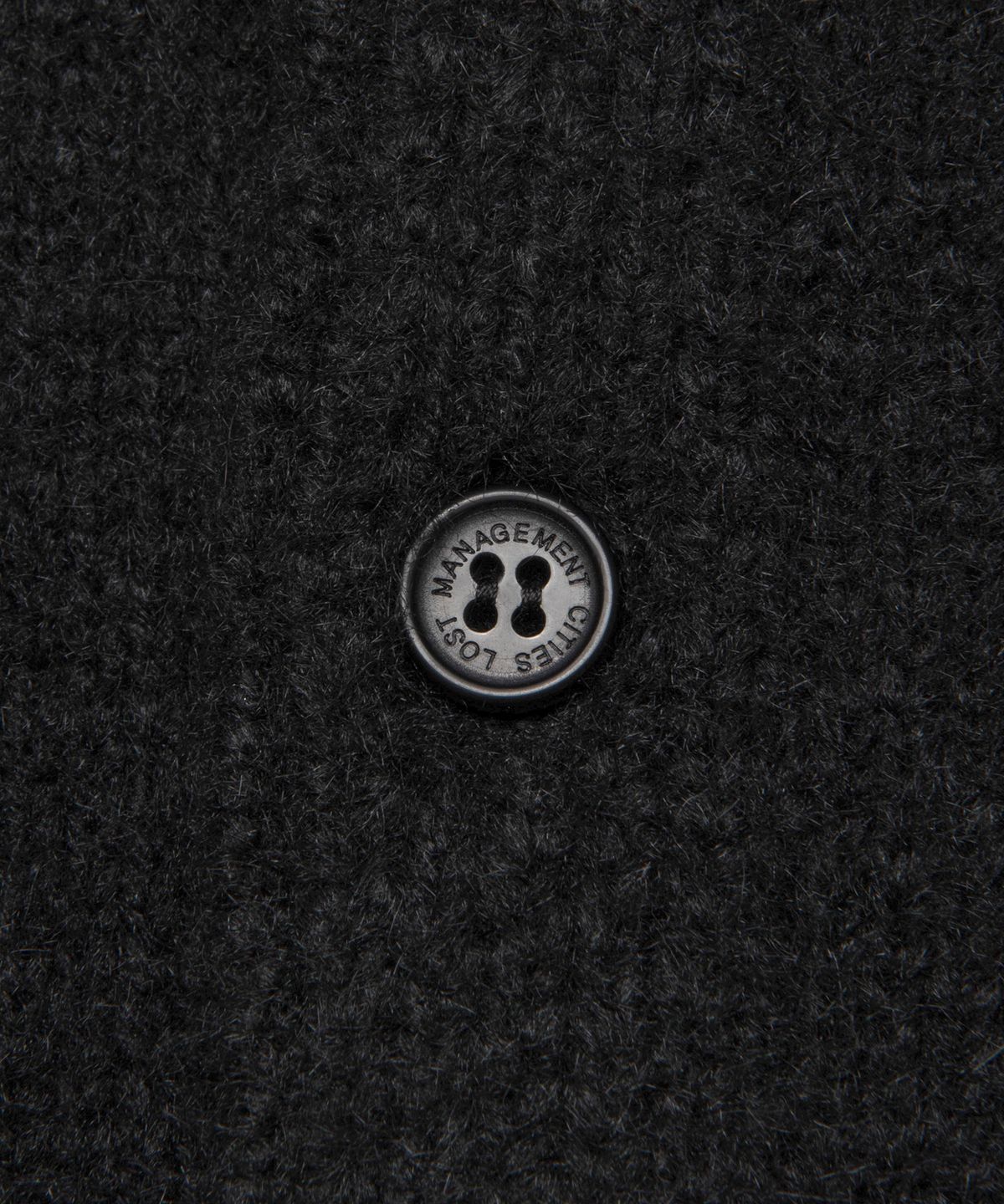 엘엠씨(LMC) EMB BEAR ROUND NECK CARDIGAN black