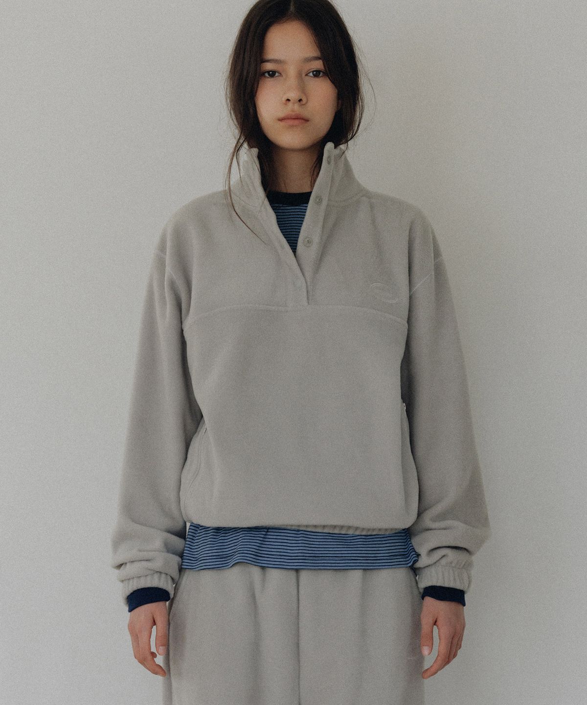 앤니즈(ANDNEEDS) Jeff fleece anorak (light khaki)