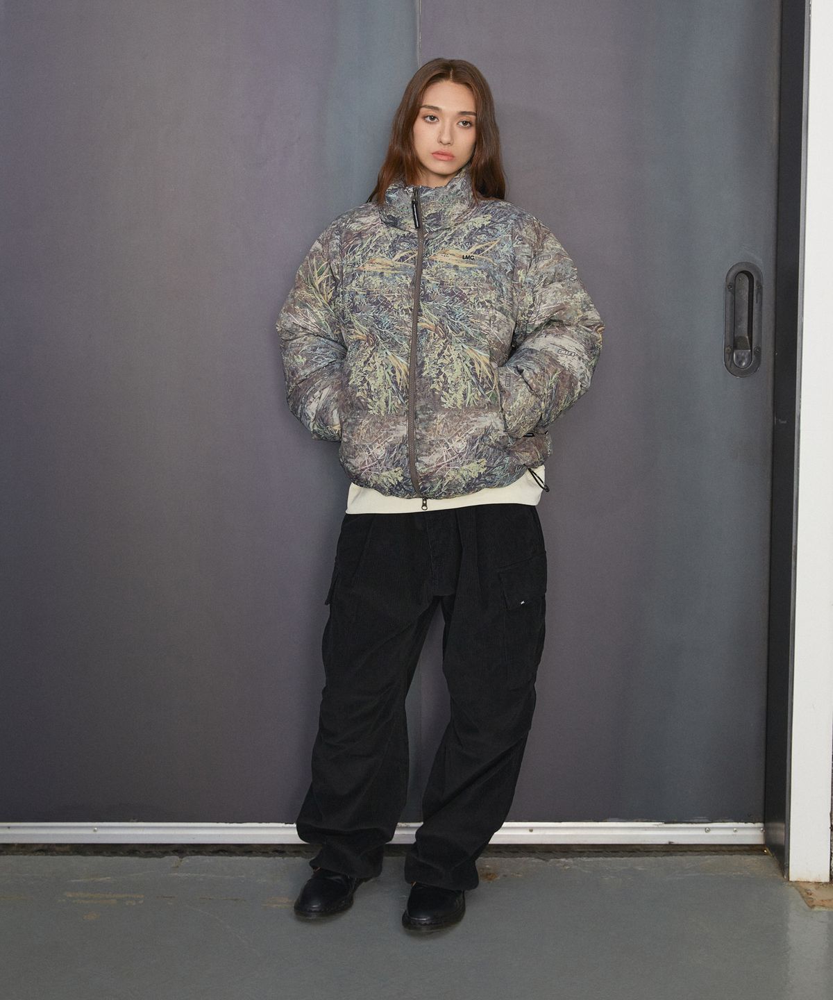 엘엠씨(LMC) CORDUROY WIDE CARGO PANTS khaki