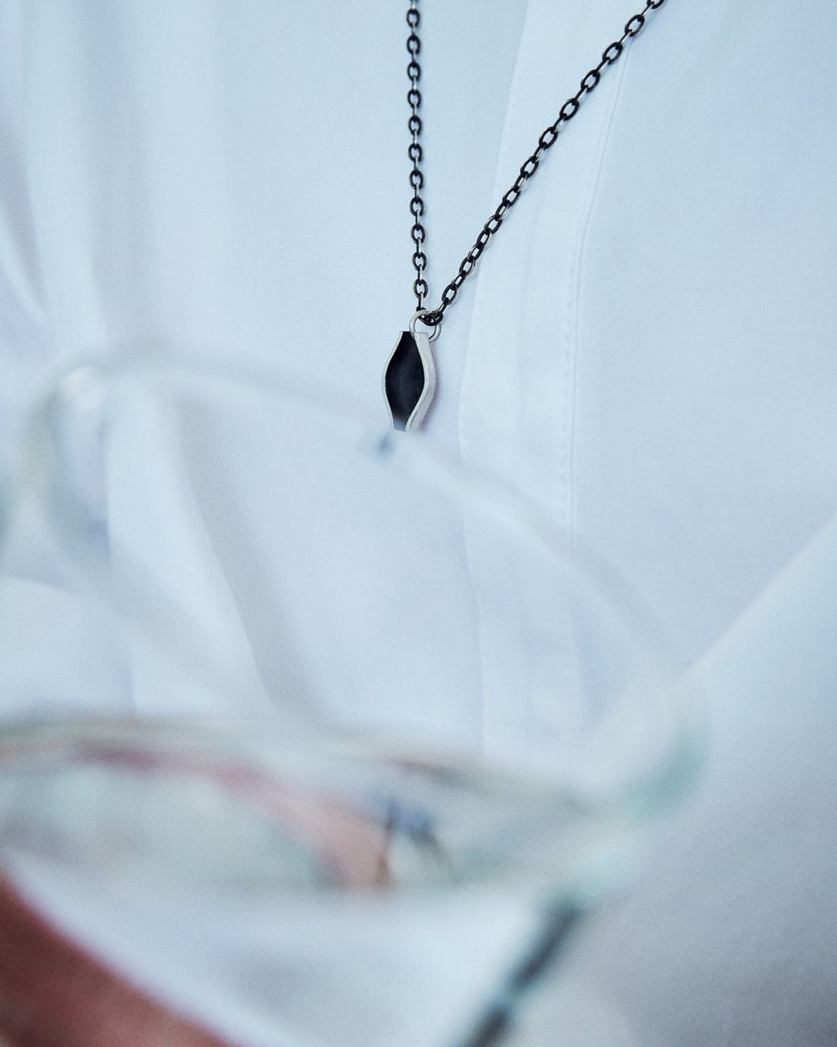 오버더라인(OVER THE LINE) P.O.C Lens Pendant (small)