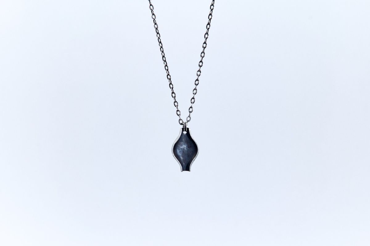 오버더라인(OVER THE LINE) P.O.C Lens Pendant