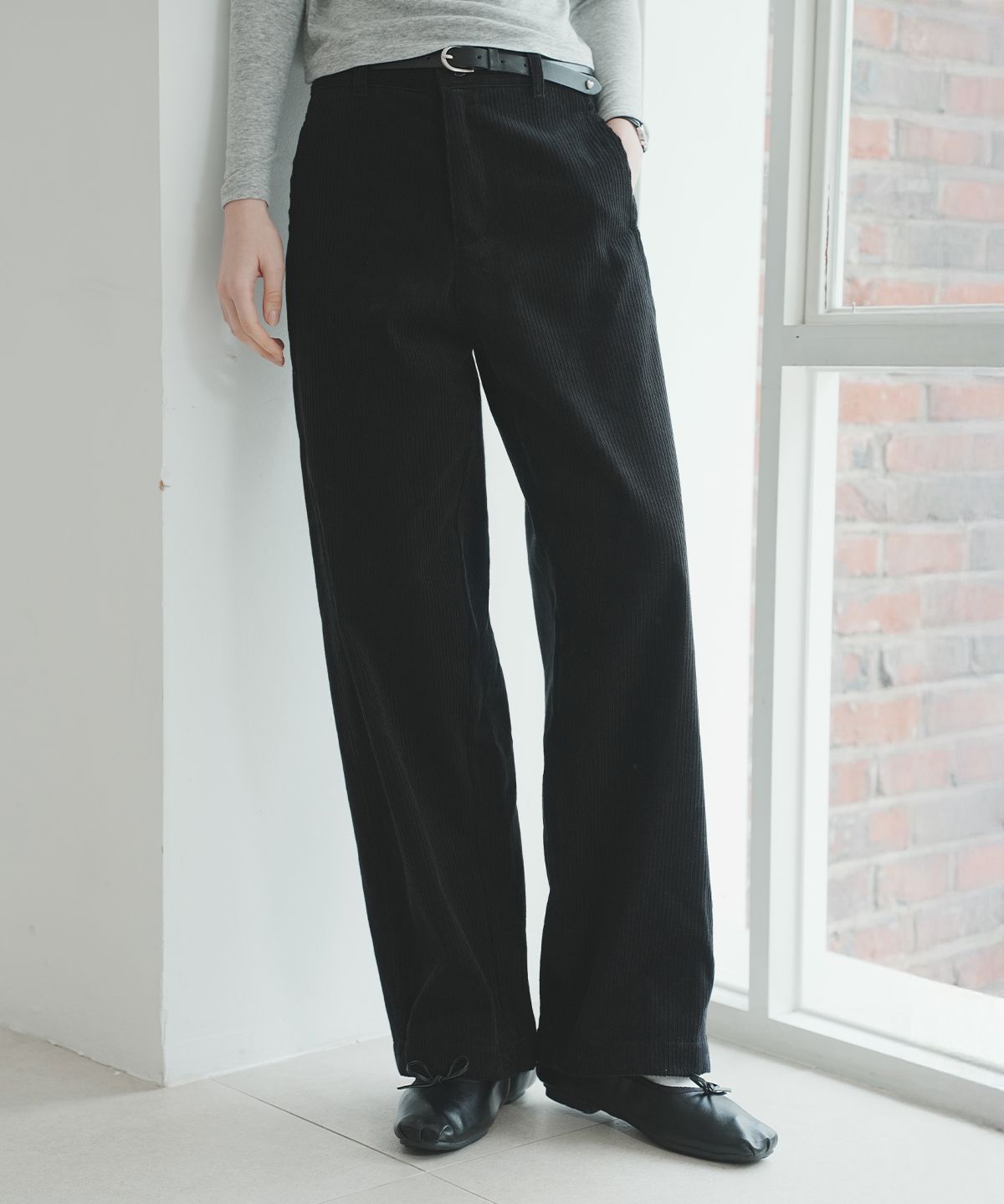 로브로브(LOVLOV) SLIMCORD CURVED PANTS