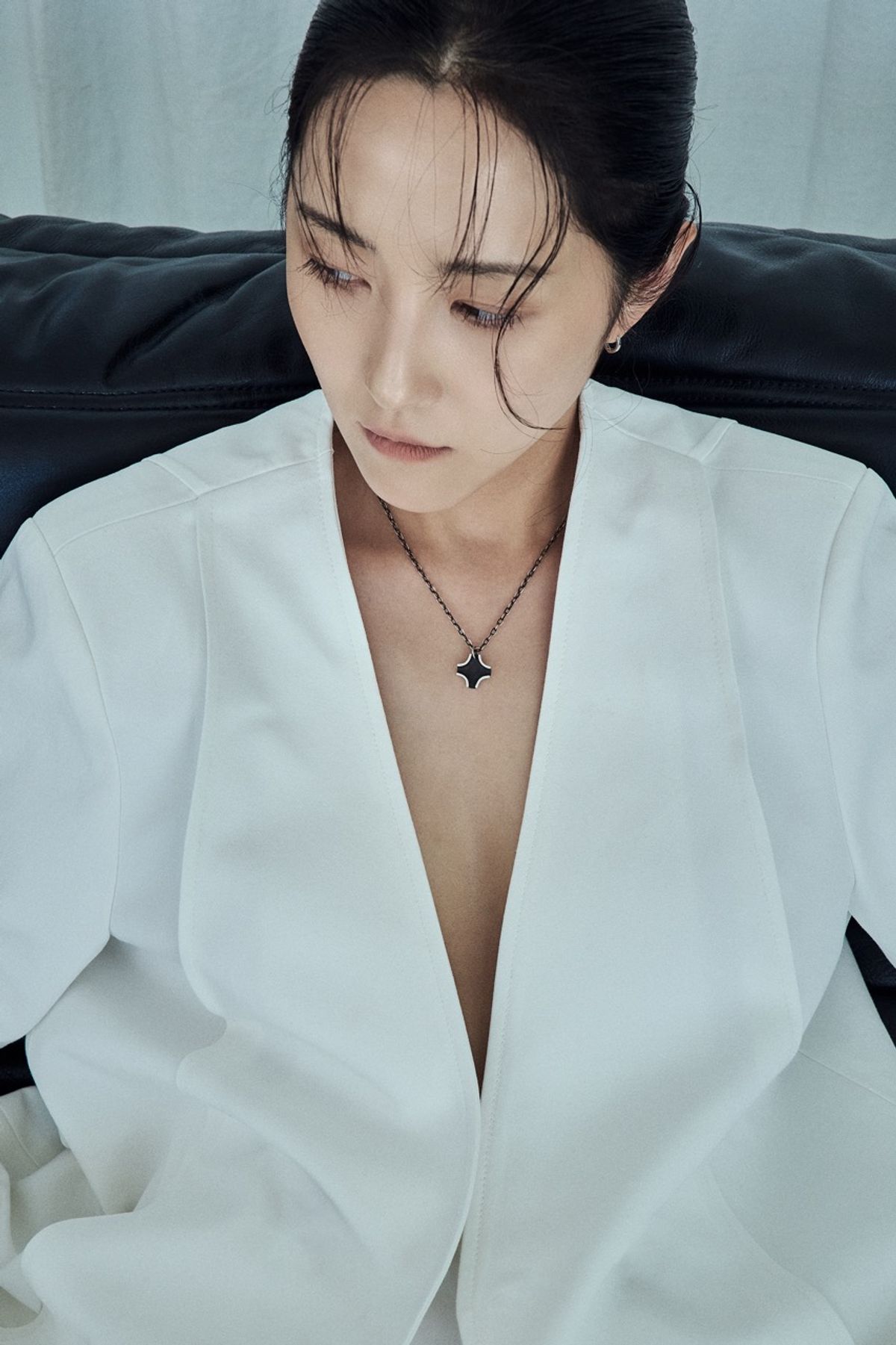 오버더라인(OVER THE LINE) P.O.C Focal Pendant (small)