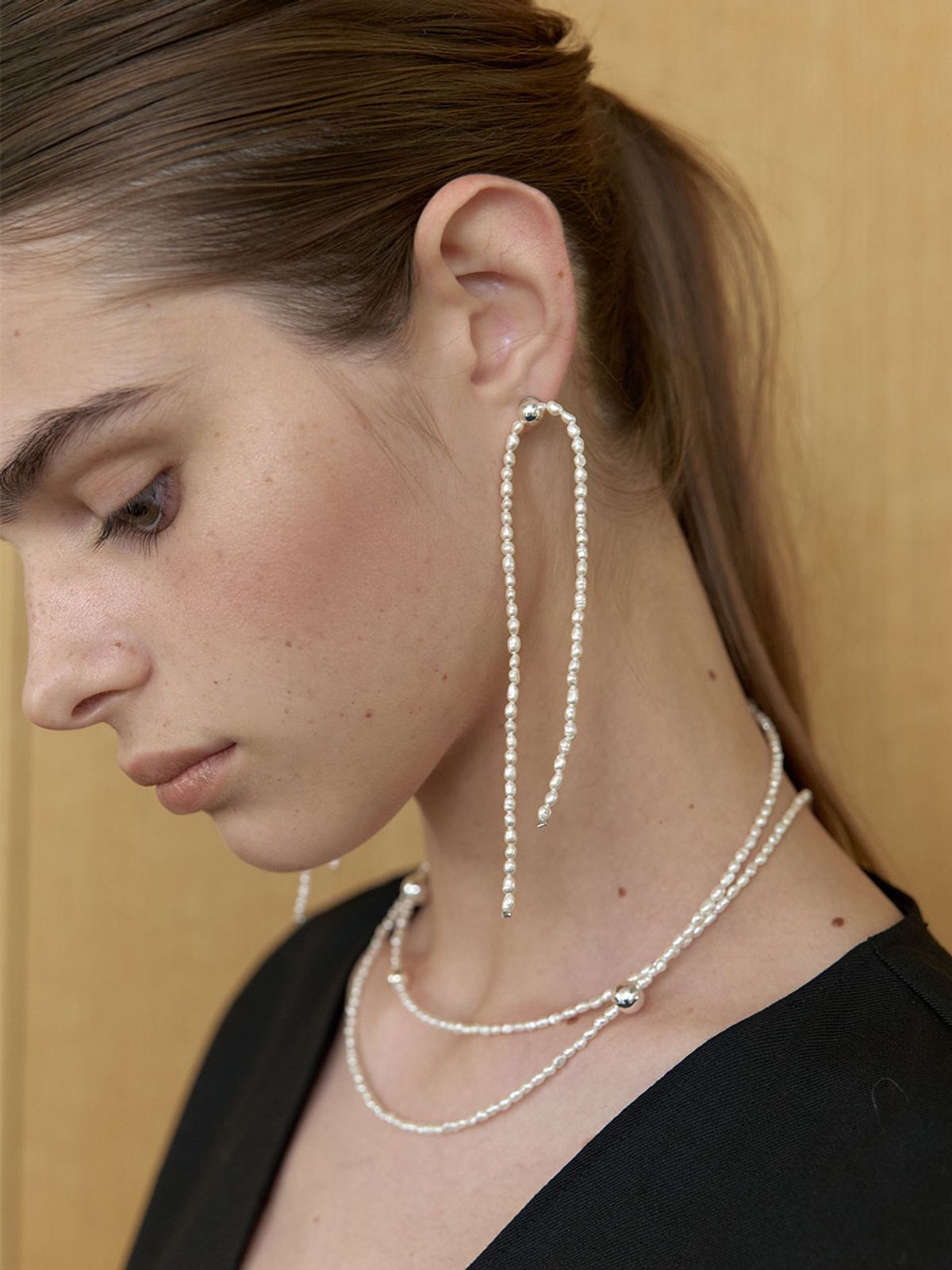 러브미몬스터(LOVE ME MONSTER) Shining Pearl Lace Earrings (L253MER040)
