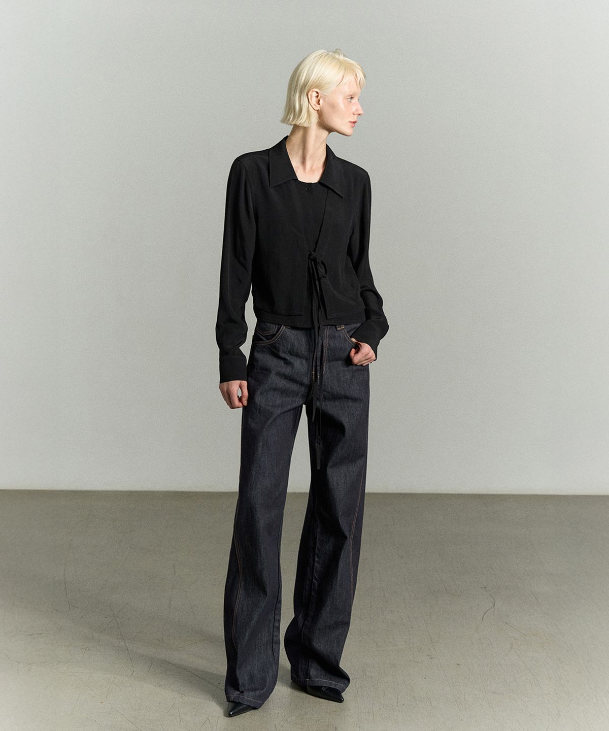 리이(RE RHEE) FRONT-TIE LAYERED SHIRT BLOUSE BLACK