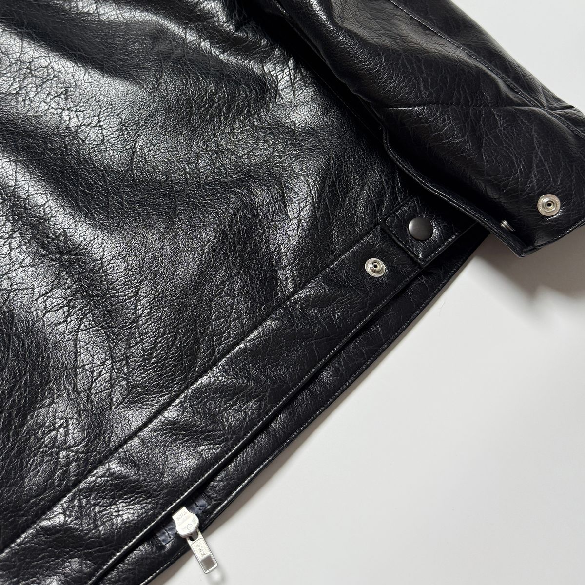 시티스트리트(CITY STREET) DIRTY FAUX LEATHER  WORK JACKET - BLACK