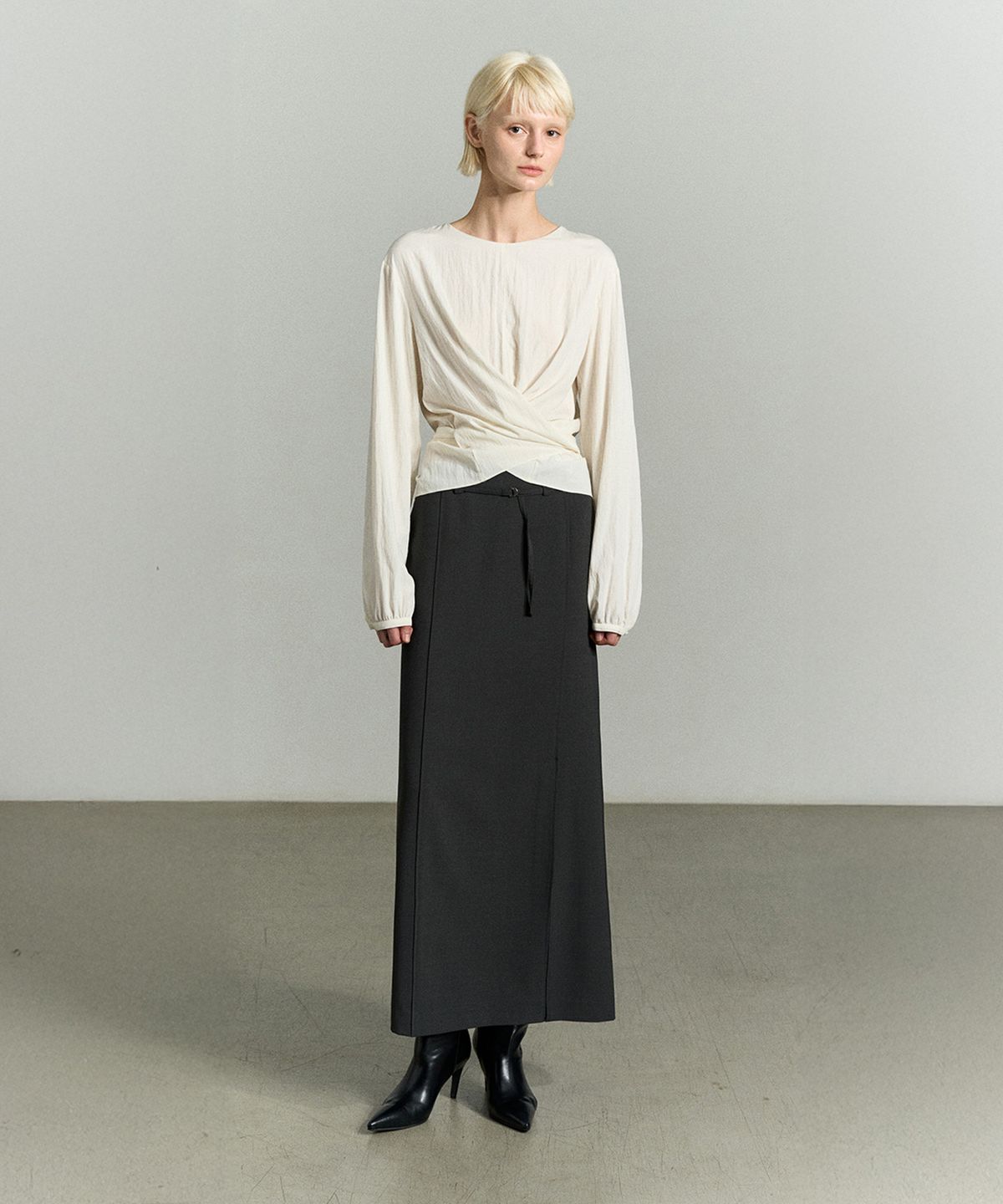 리이(RE RHEE) WAIST WRAP BLOUSE PEARL