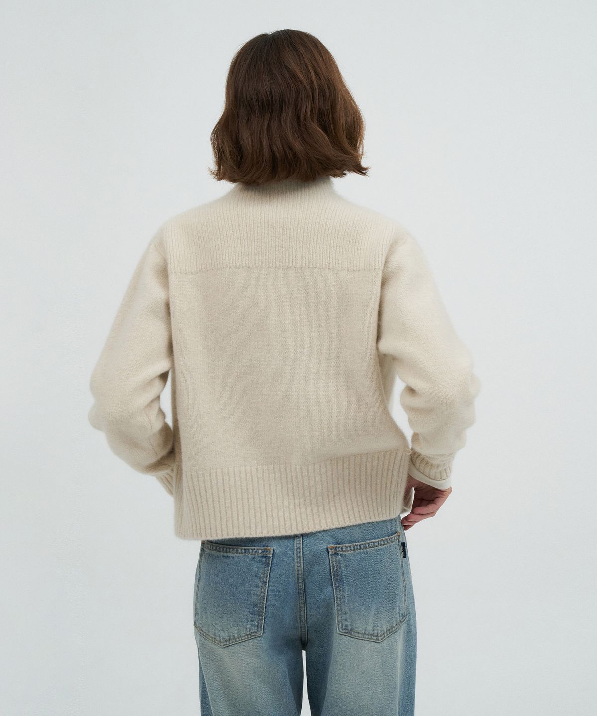라메레이(LAMEREI) High Neck Button Raccoon Cardigan[LMBFWI25KN298]-Mood cream