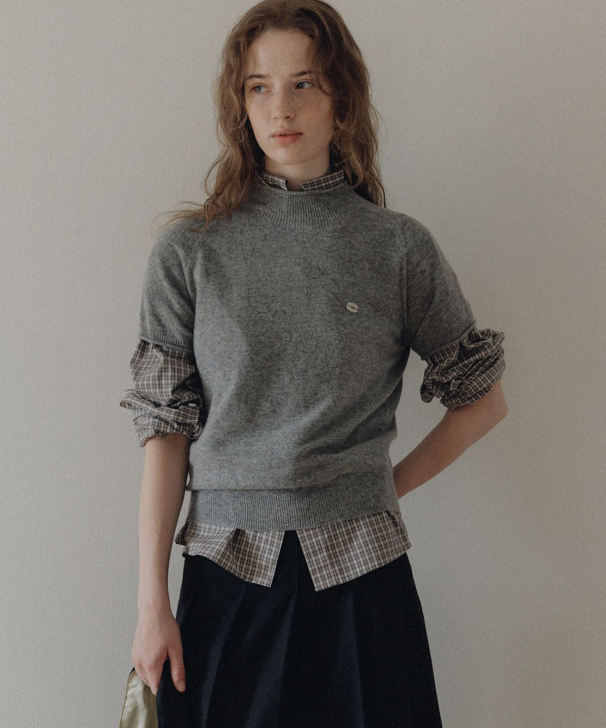 앤니즈(ANDNEEDS) Liu half neck knit (melange gray)