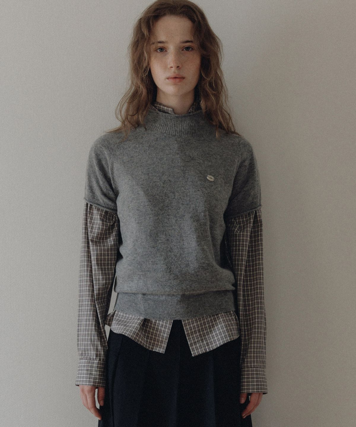 앤니즈(ANDNEEDS) Liu half neck knit (melange gray)