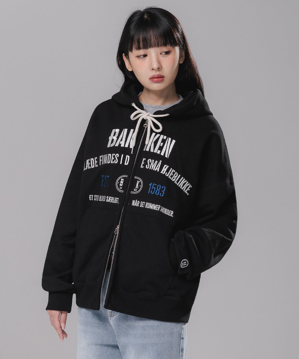 바켄(BAKKEN) 포시즌 Embroidered 투웨이 후드집업 BK7993_블랙