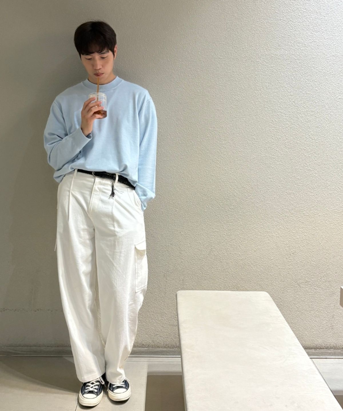 커즈넬로(CUZNELLO) 소프트 터치 라운드 니트_스카이