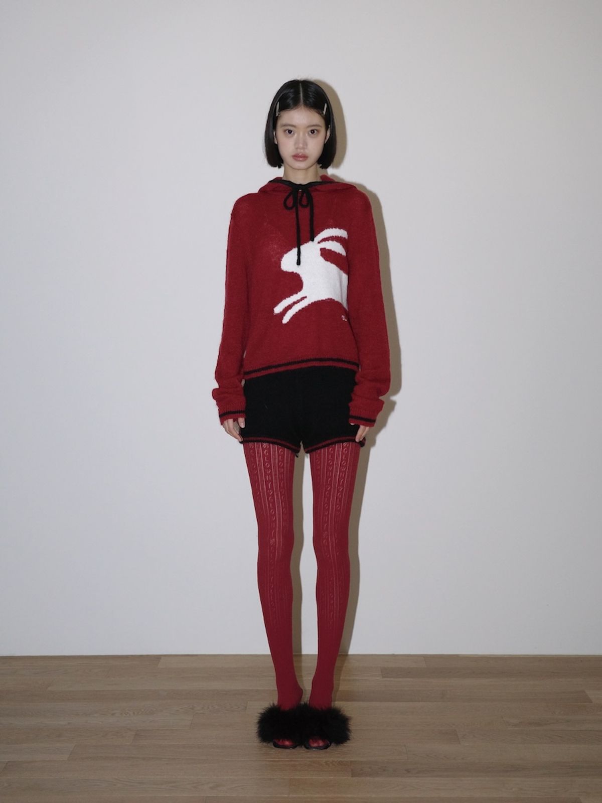 글로니(GLOWNY) MONOGRAM PUNCH TIGHTS (RED)