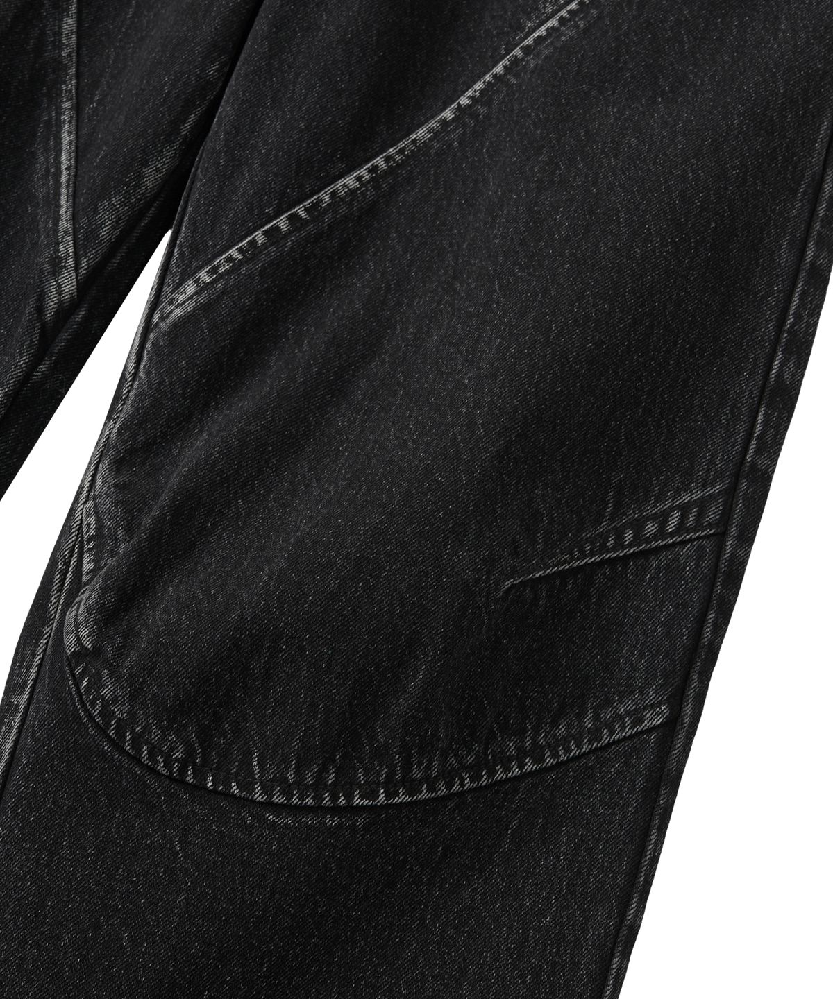 우알롱(WOOALONG) Grain Curved Seam Washed Denim Pants - BLACK